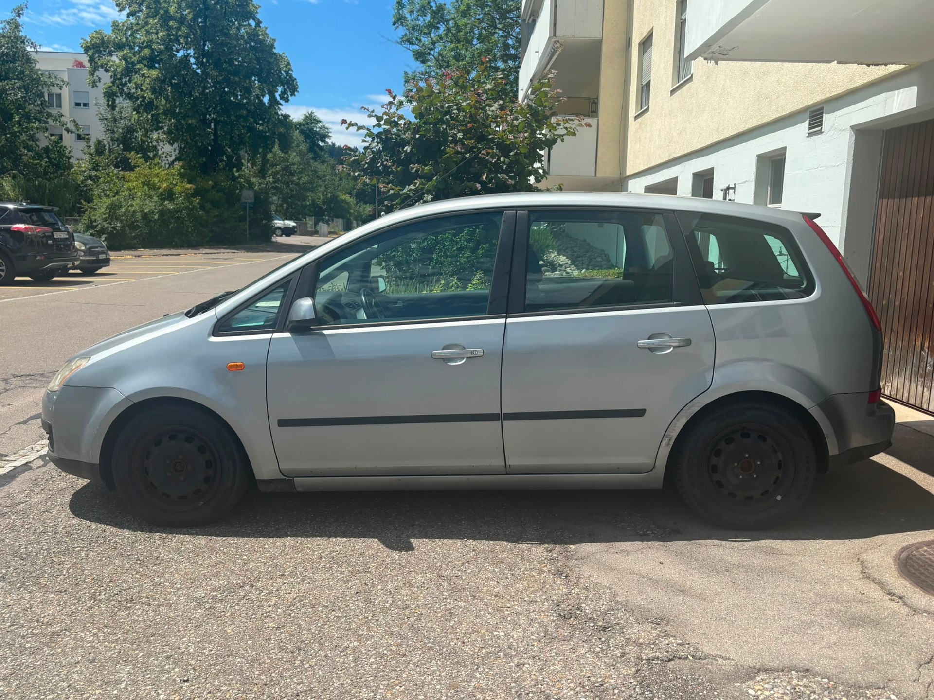 FORD 1.6 16V TDCi Ambiente-image-1