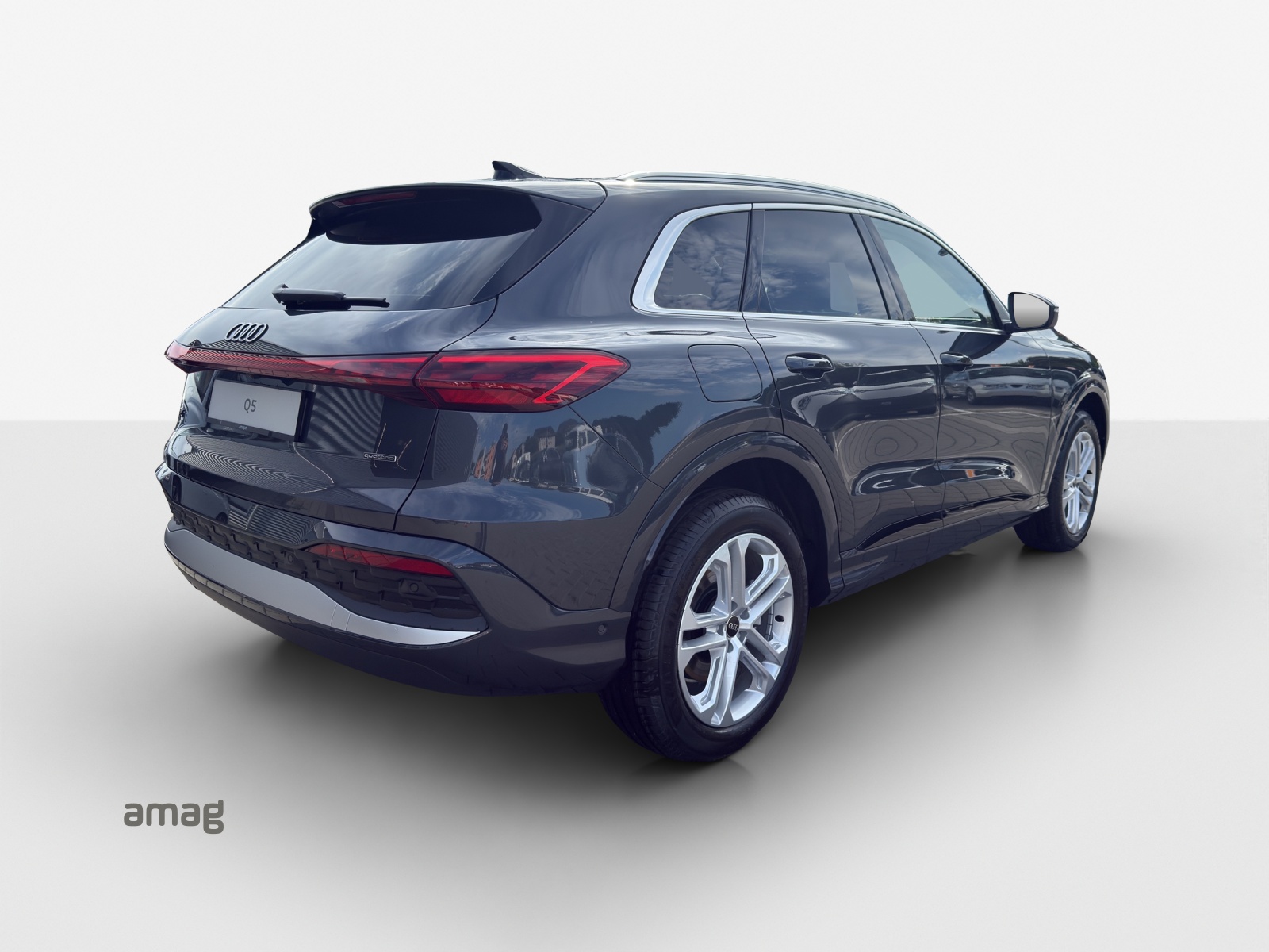 AUDI Q5 TDI quattro 150 kW S-tronic-image-4