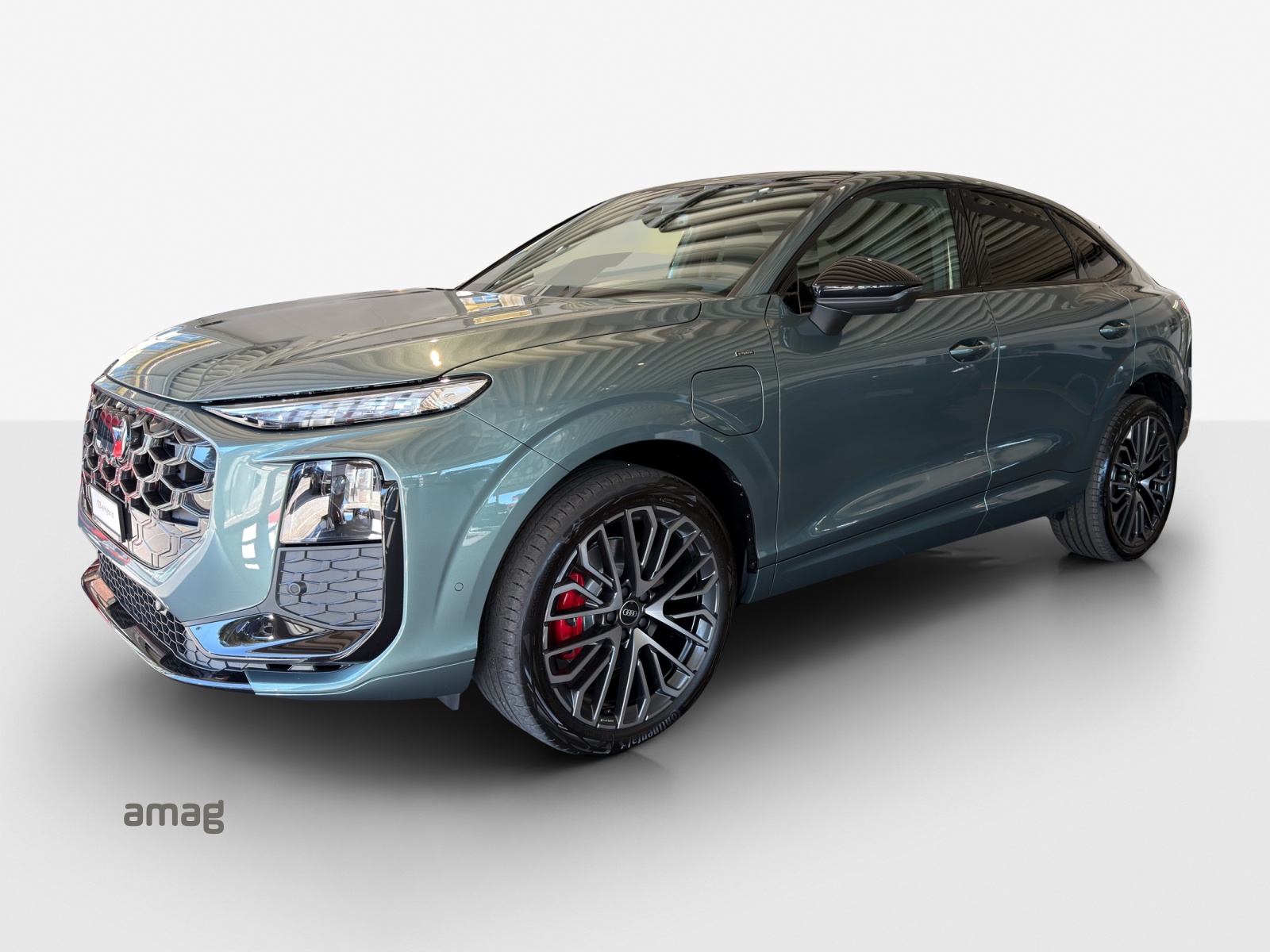 AUDI Q3 Sportback e-hybrid 200 kW S tronig-image-0