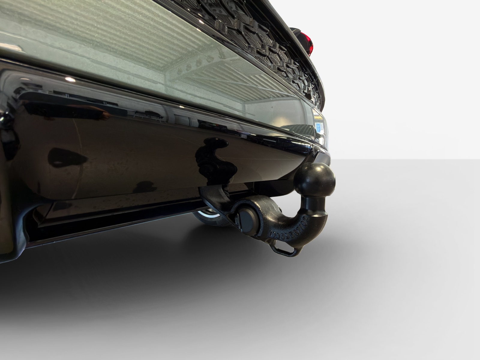 AUDI Q3 Sportback e-hybrid 200 kW S tronig-image-13