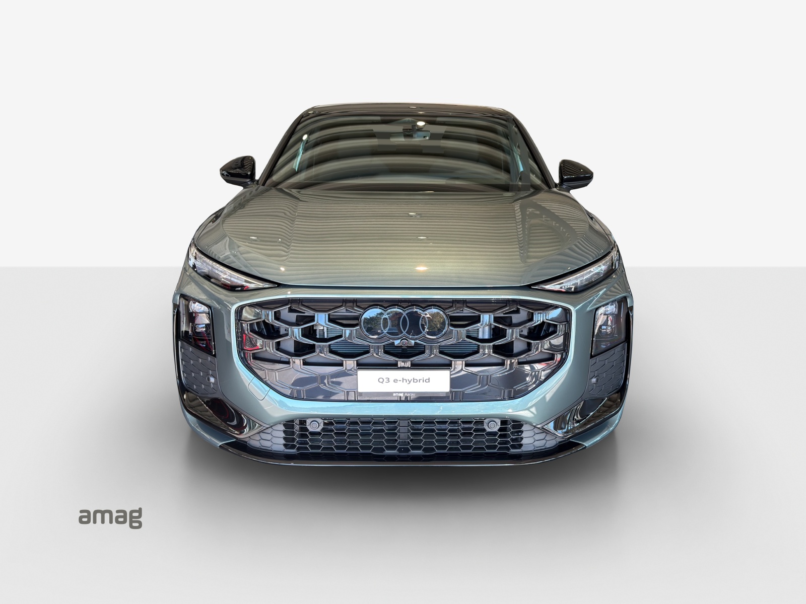 AUDI Q3 Sportback e-hybrid 200 kW S tronig-image-6