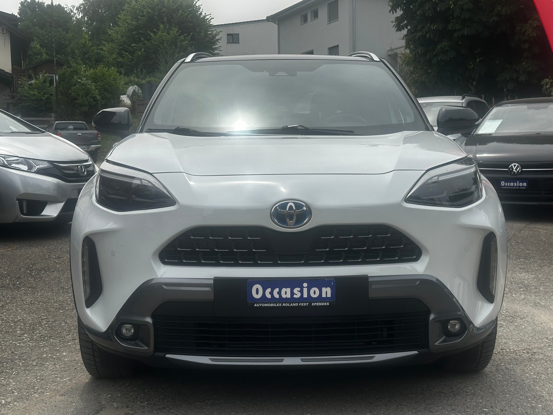 TOYOTA Yaris Cross 1.5 Premiere Edition e-CVT AWDi-image-0