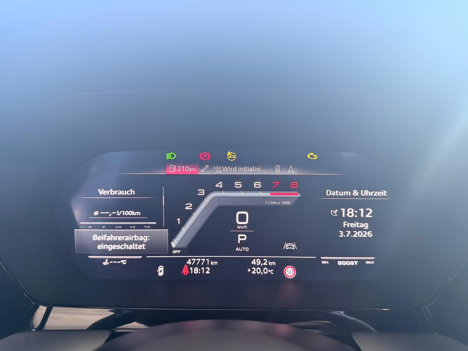 AUDI S3 Limousine 2.0 TFSI quattro S-Tronic-image-8