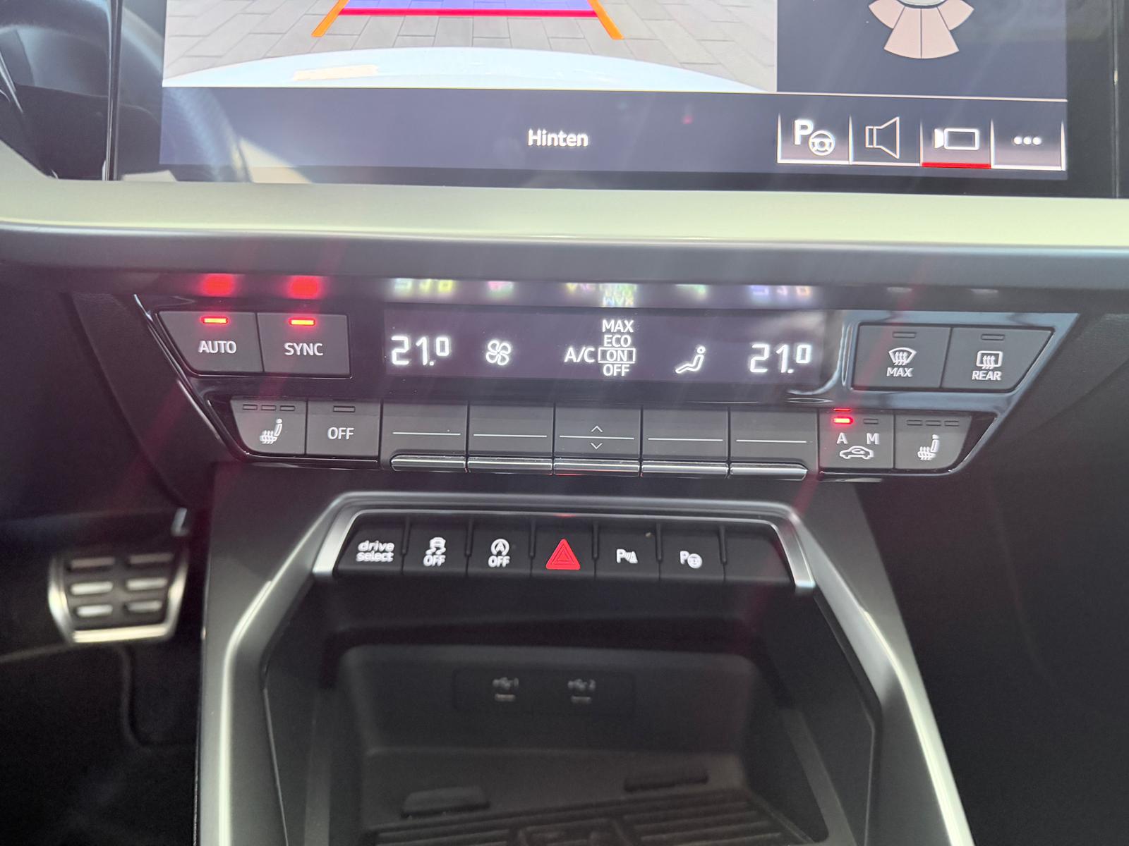 AUDI S3 Limousine 2.0 TFSI quattro S-Tronic-image-9