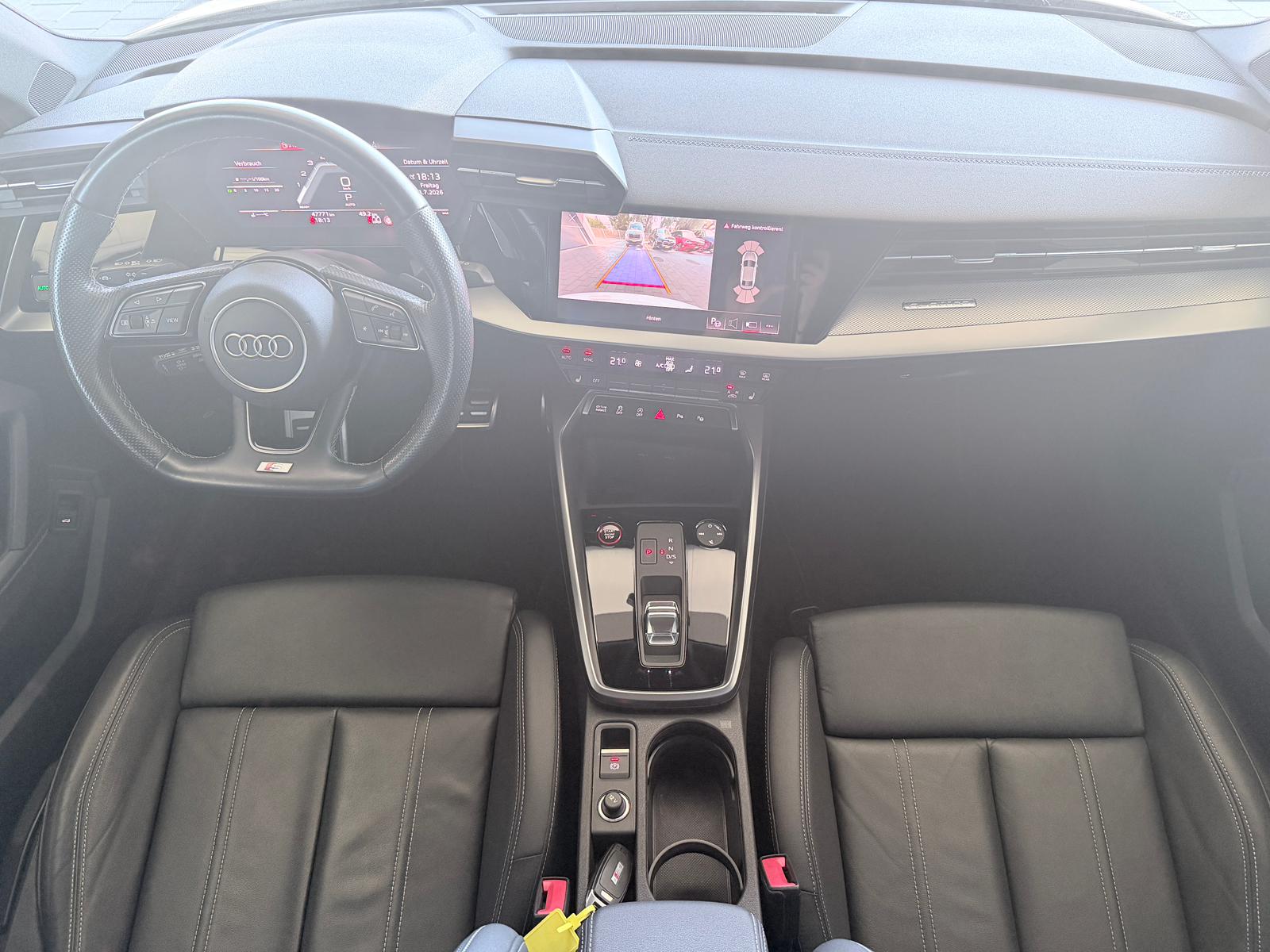AUDI S3 Limousine 2.0 TFSI quattro S-Tronic-image-6