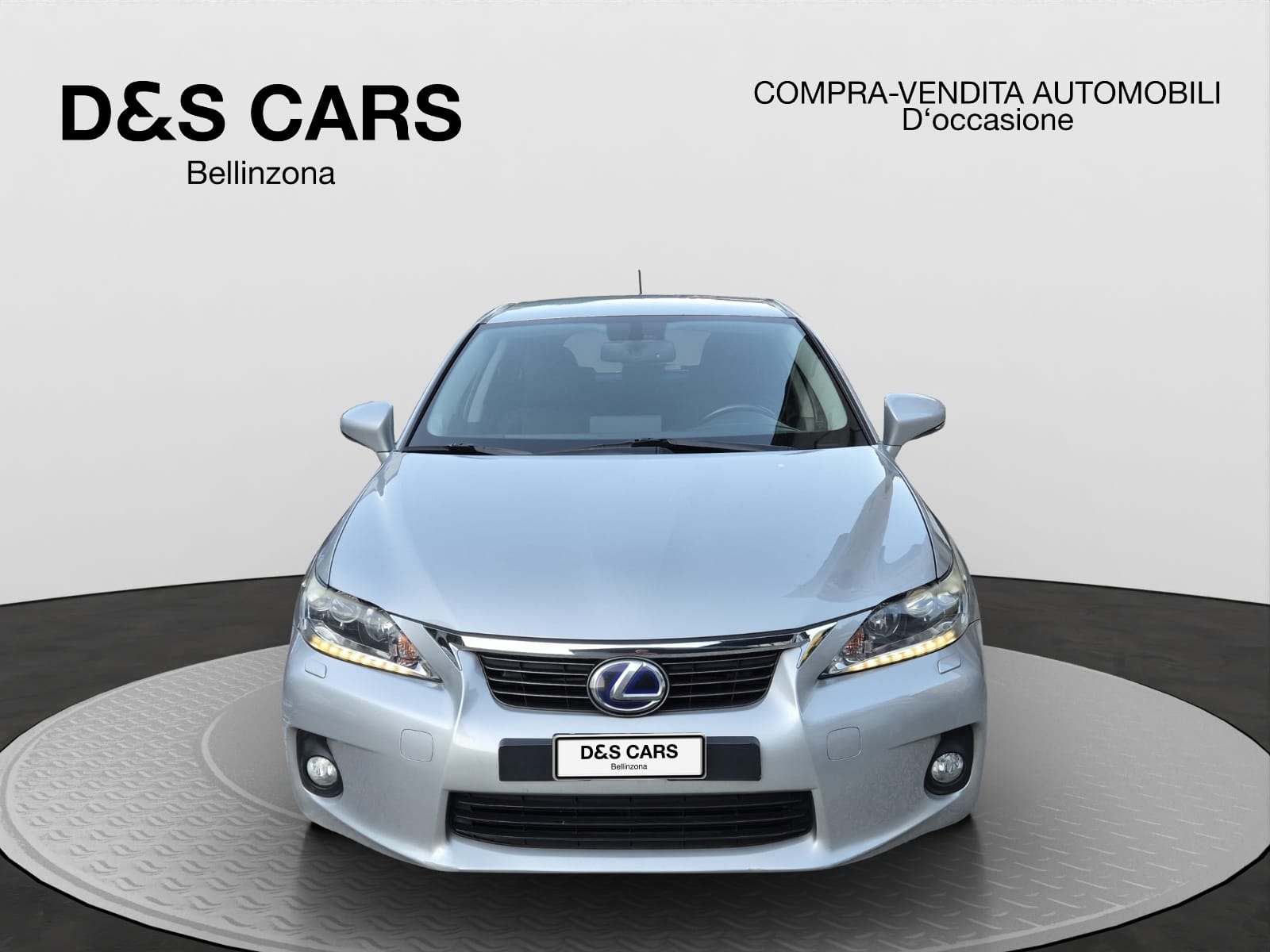 LEXUS CT 200h 1.8 comfort CVT-image-2