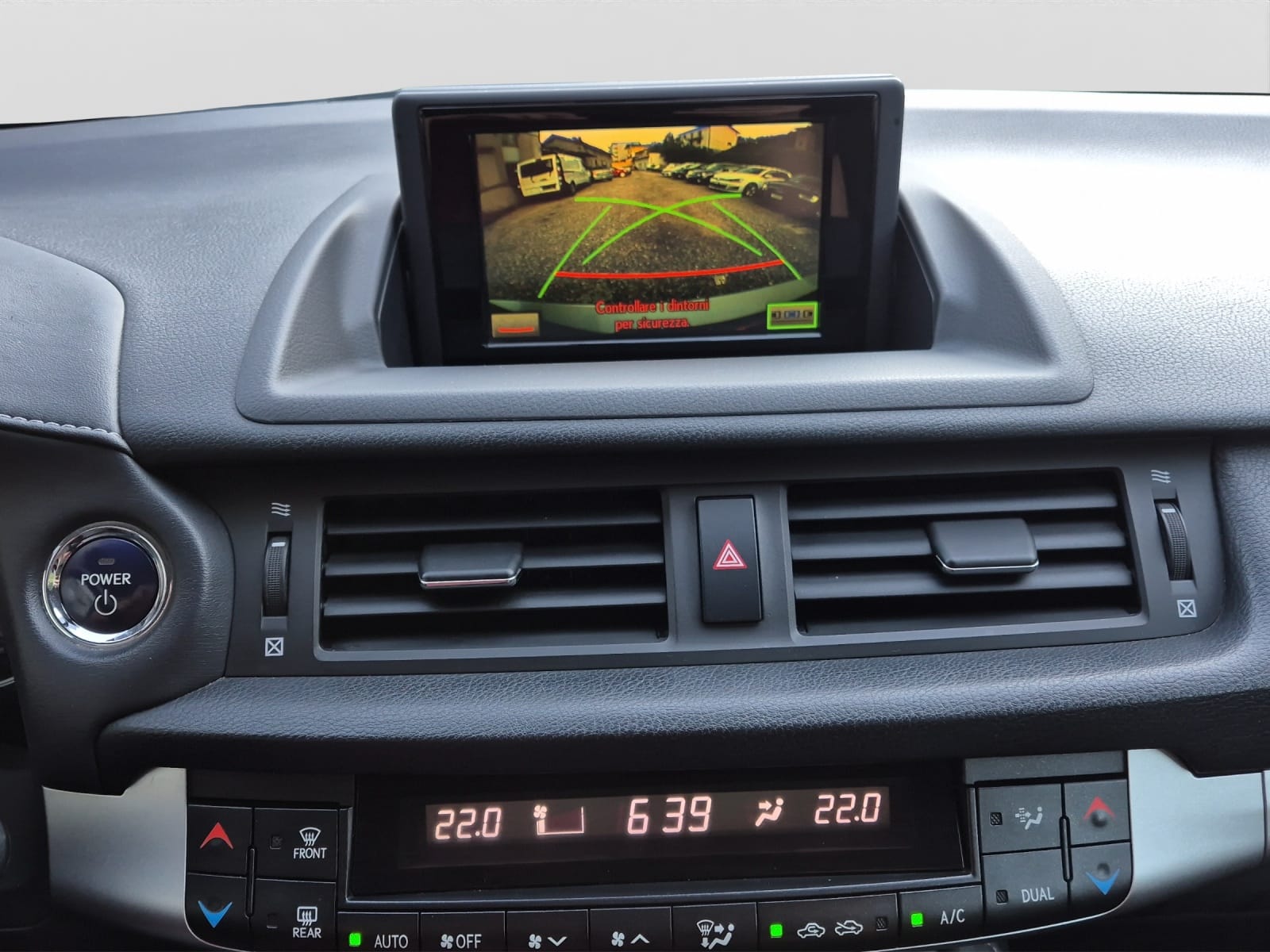 LEXUS CT 200h 1.8 comfort CVT-image-14
