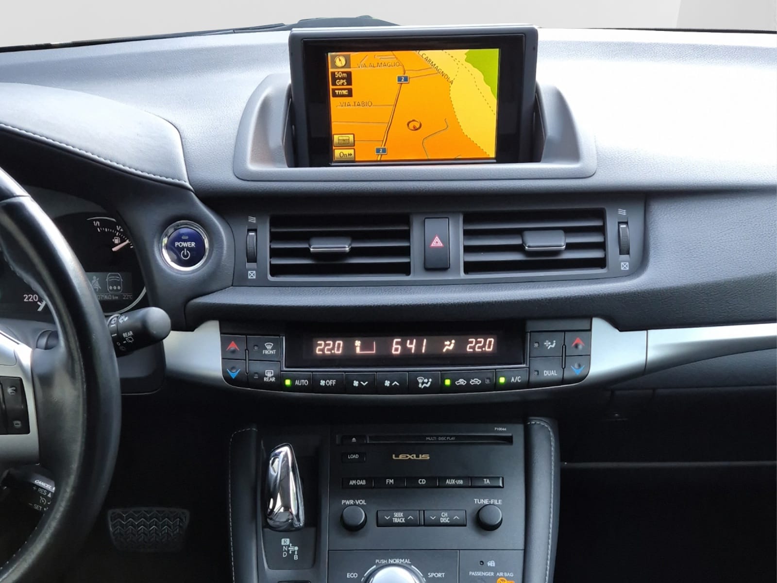 LEXUS CT 200h 1.8 comfort CVT-image-12