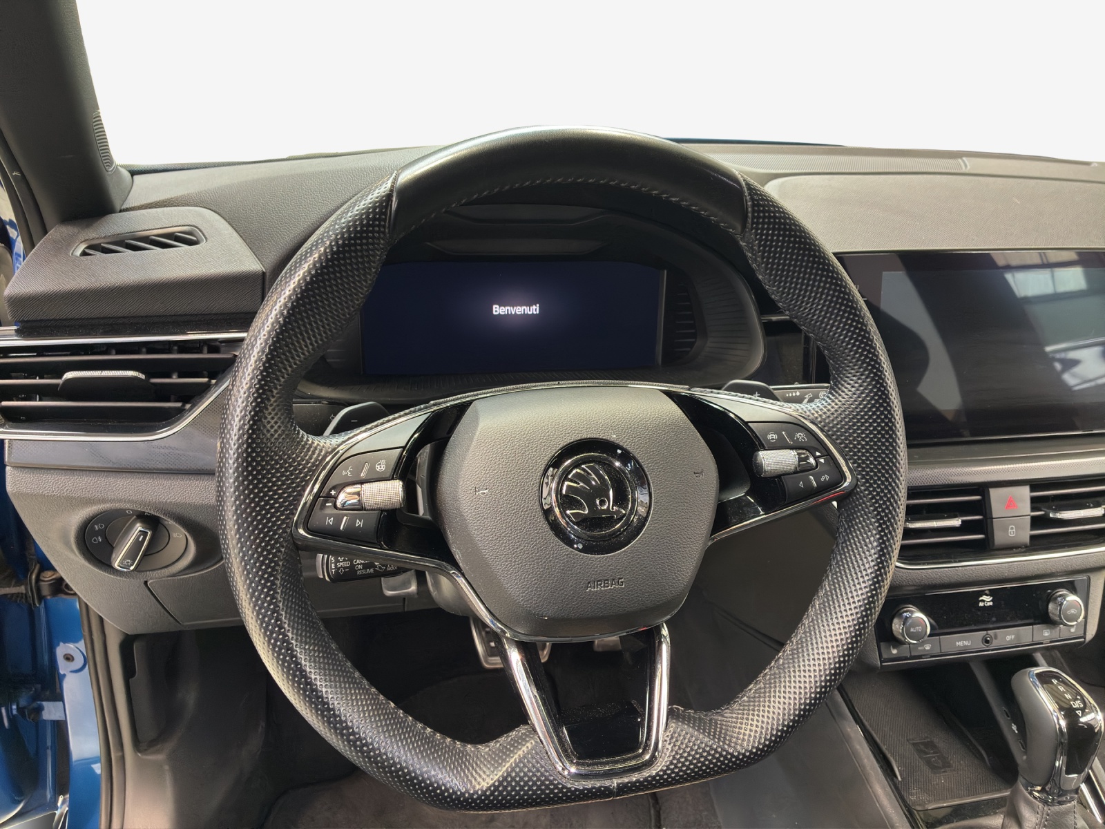 SKODA Kamiq 1.0 TSI Style DSG-image-9