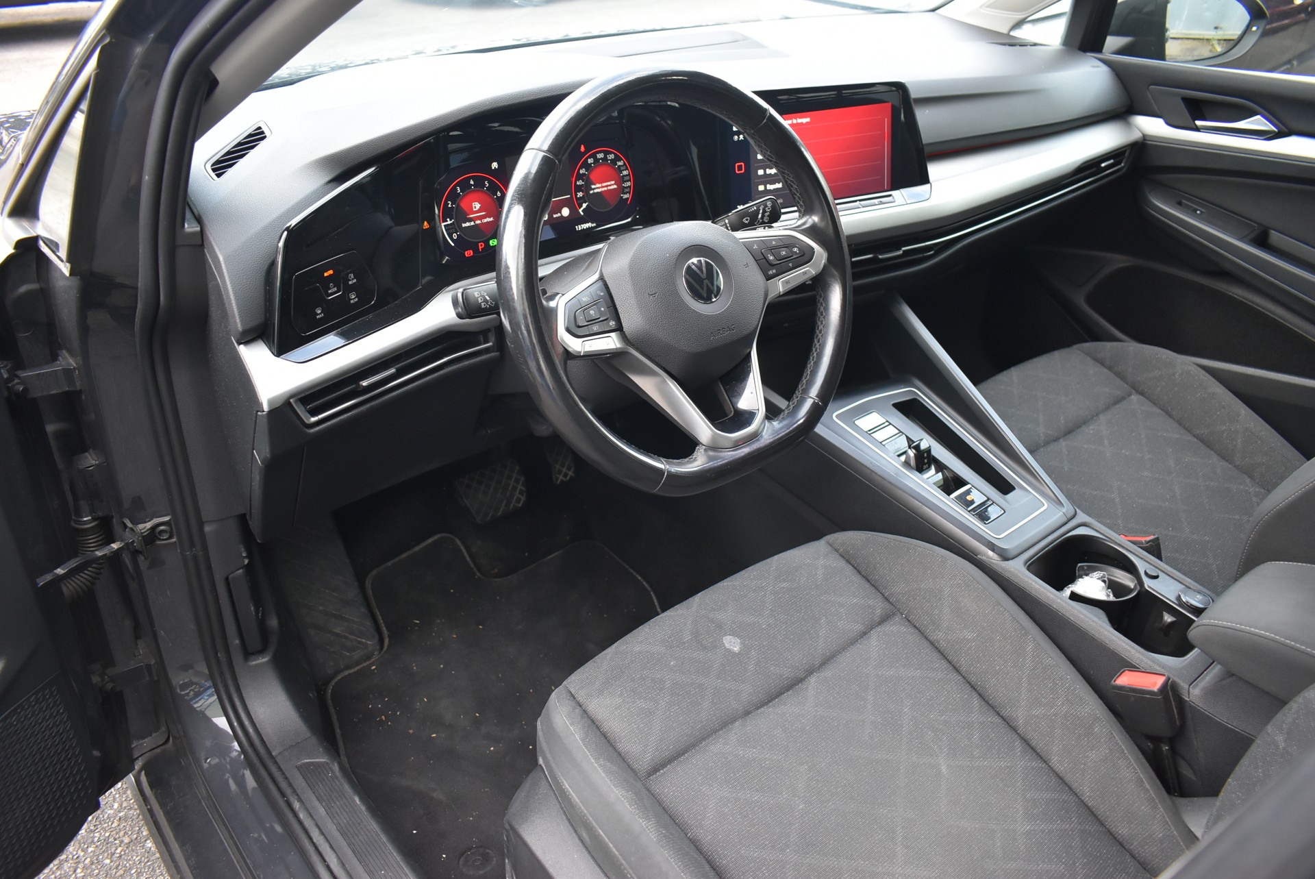 VW Golf Variant 1.5 TSI Life-image-3