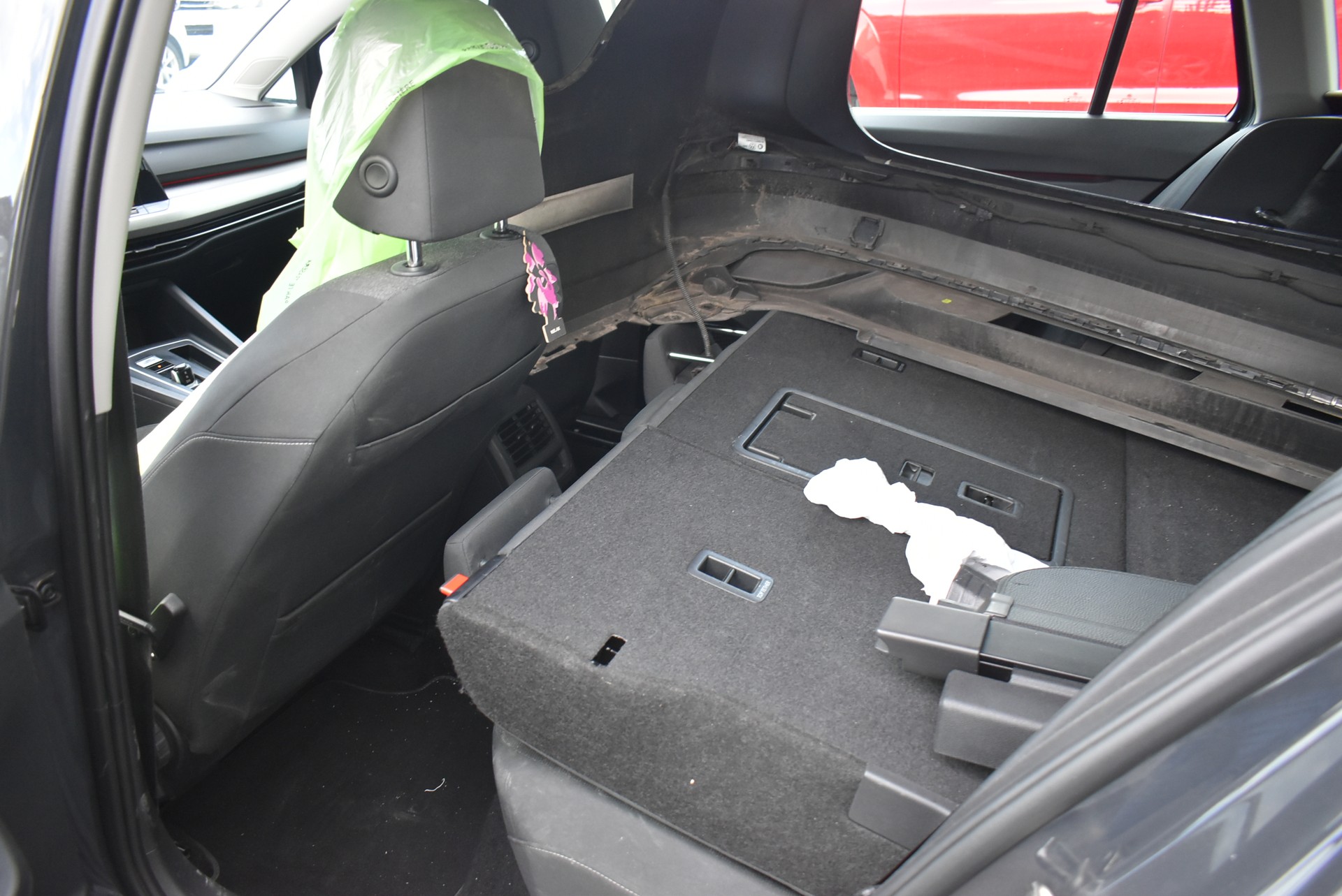 VW Golf Variant 1.5 TSI Life-image-1