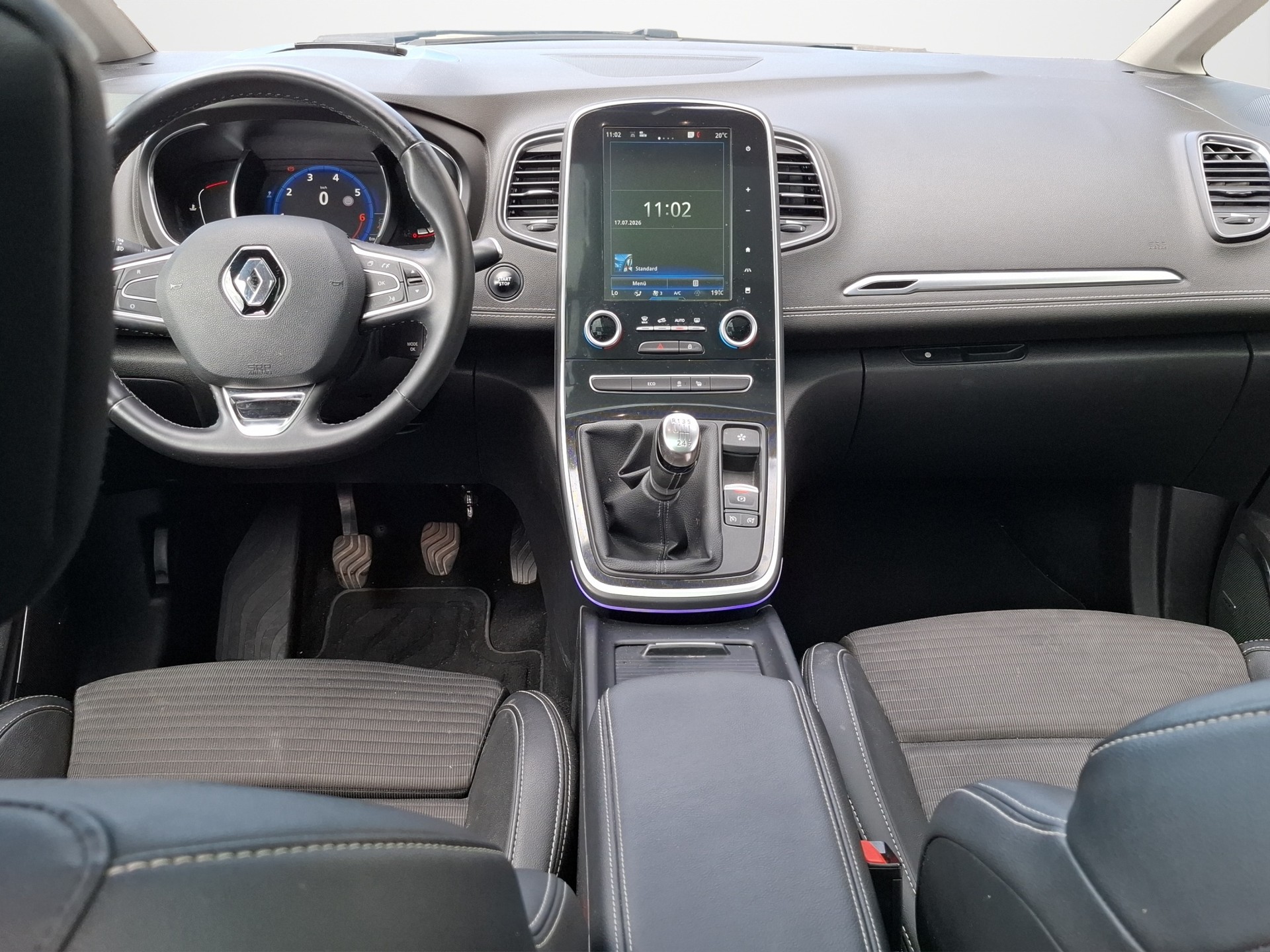 RENAULT Scénic 1.2 16V Turbo Bose-image-8