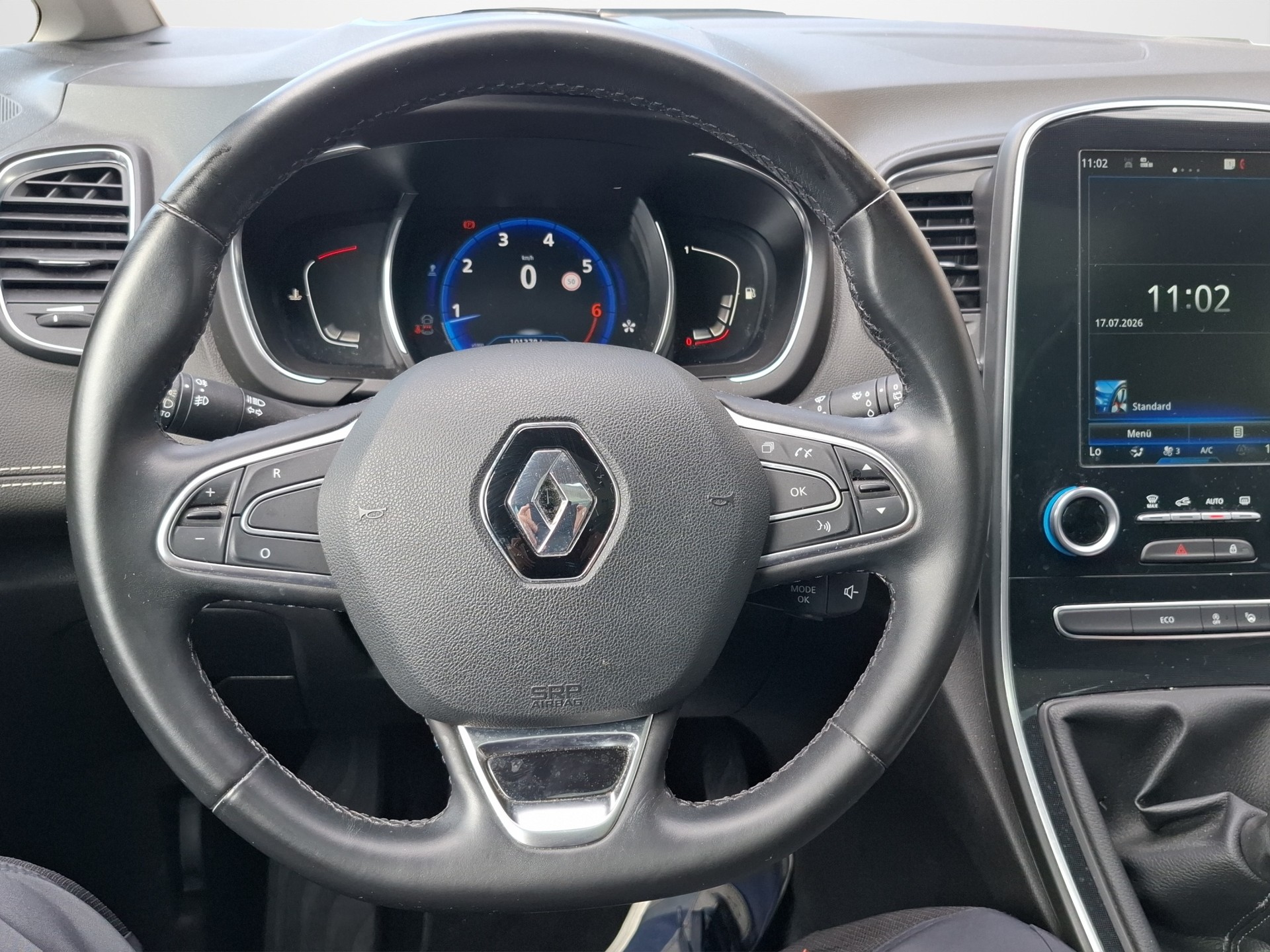 RENAULT Scénic 1.2 16V Turbo Bose-image-9