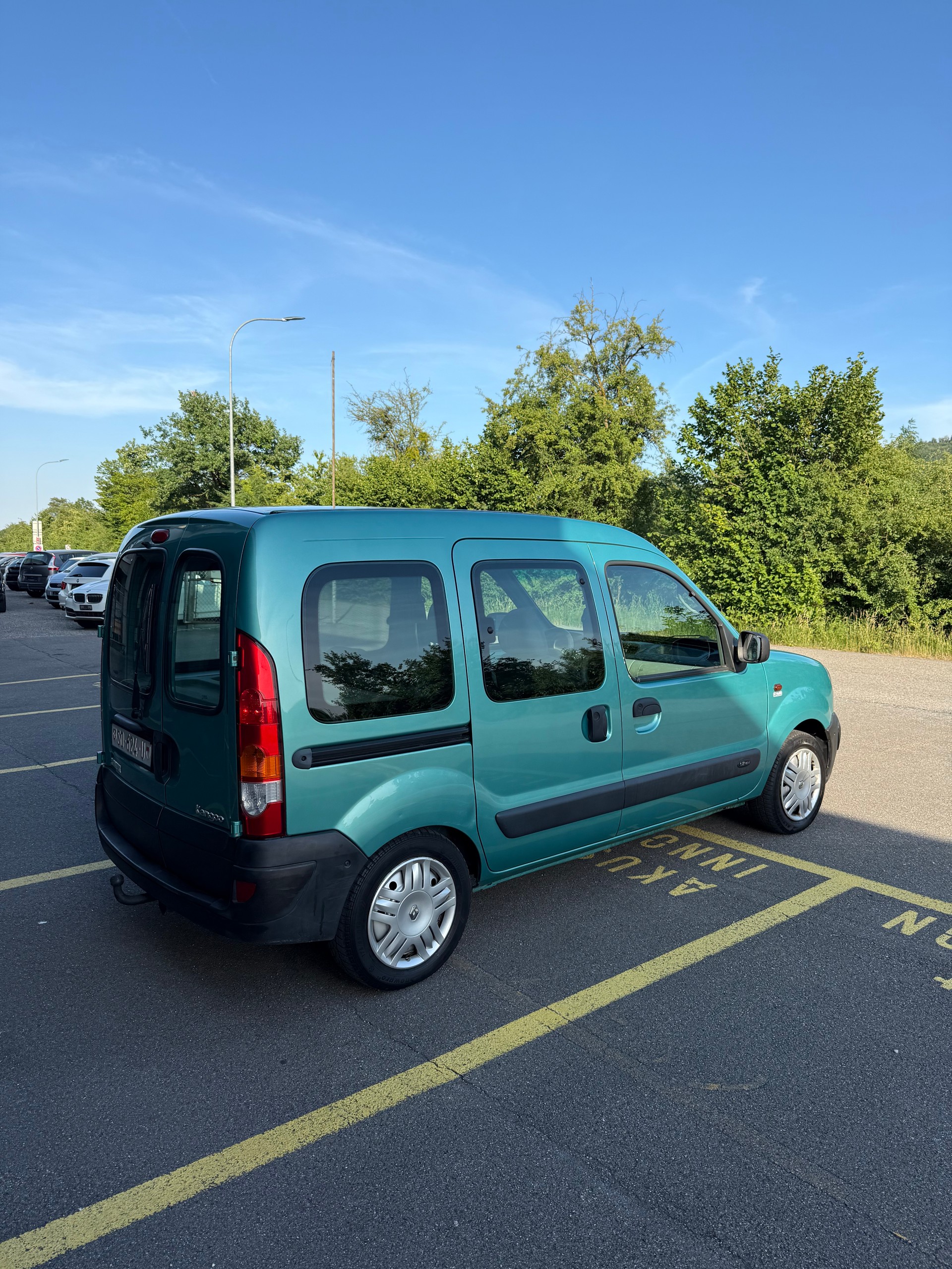 RENAULT Kangoo 1.2 16V Privilège-image-2