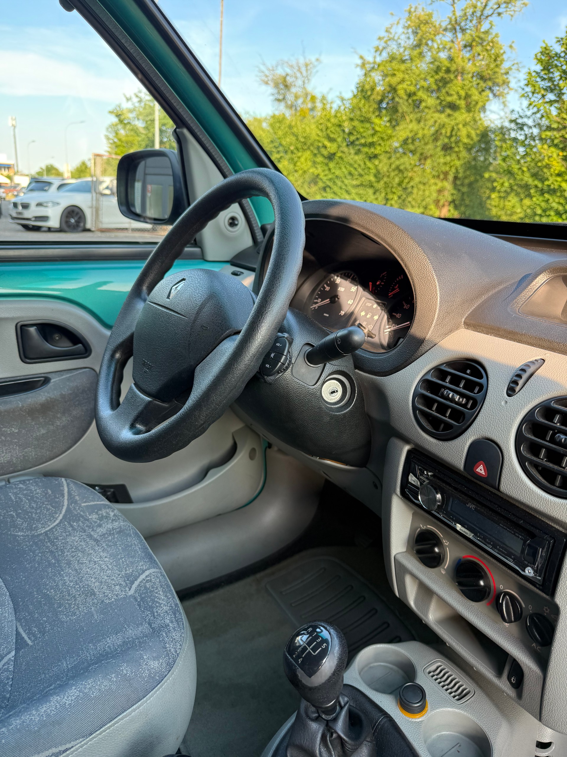 RENAULT Kangoo 1.2 16V Privilège-image-8