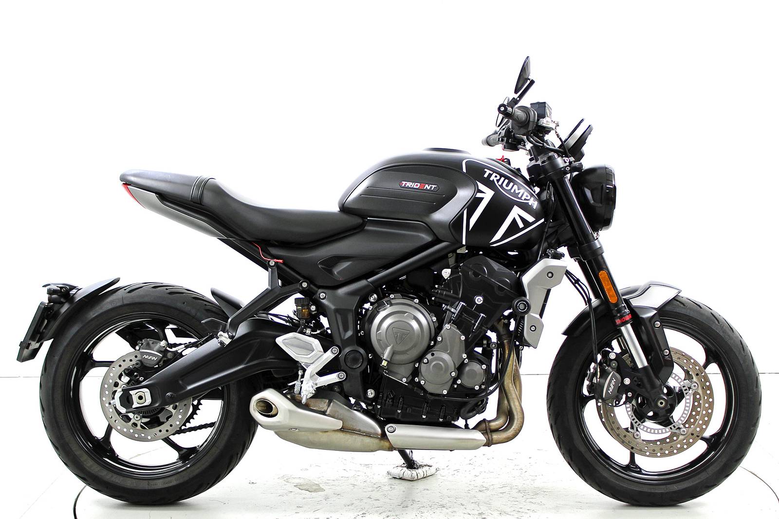 TRIUMPH Trident 660 ABS-showroom-element-3