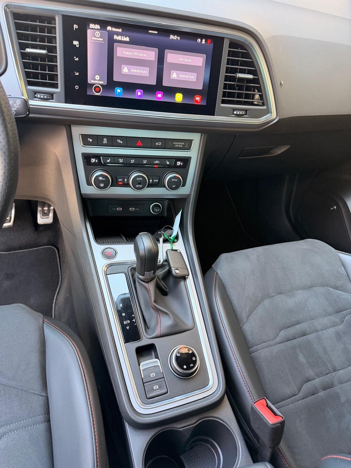 SEAT Ateca 2.0 TSI FR 4Drive DSG-image-14