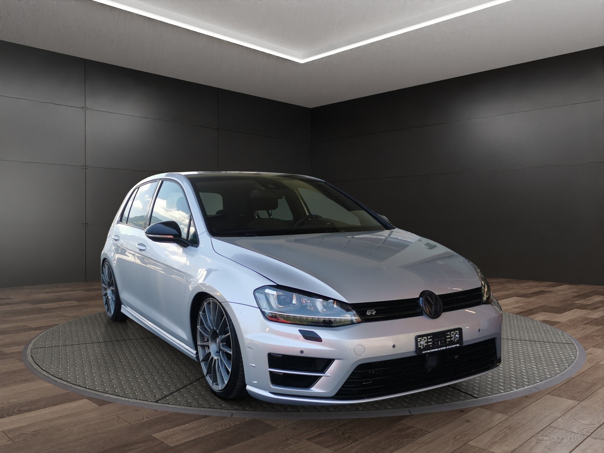 VW Golf 2.0 TSI R 4Motion DSG