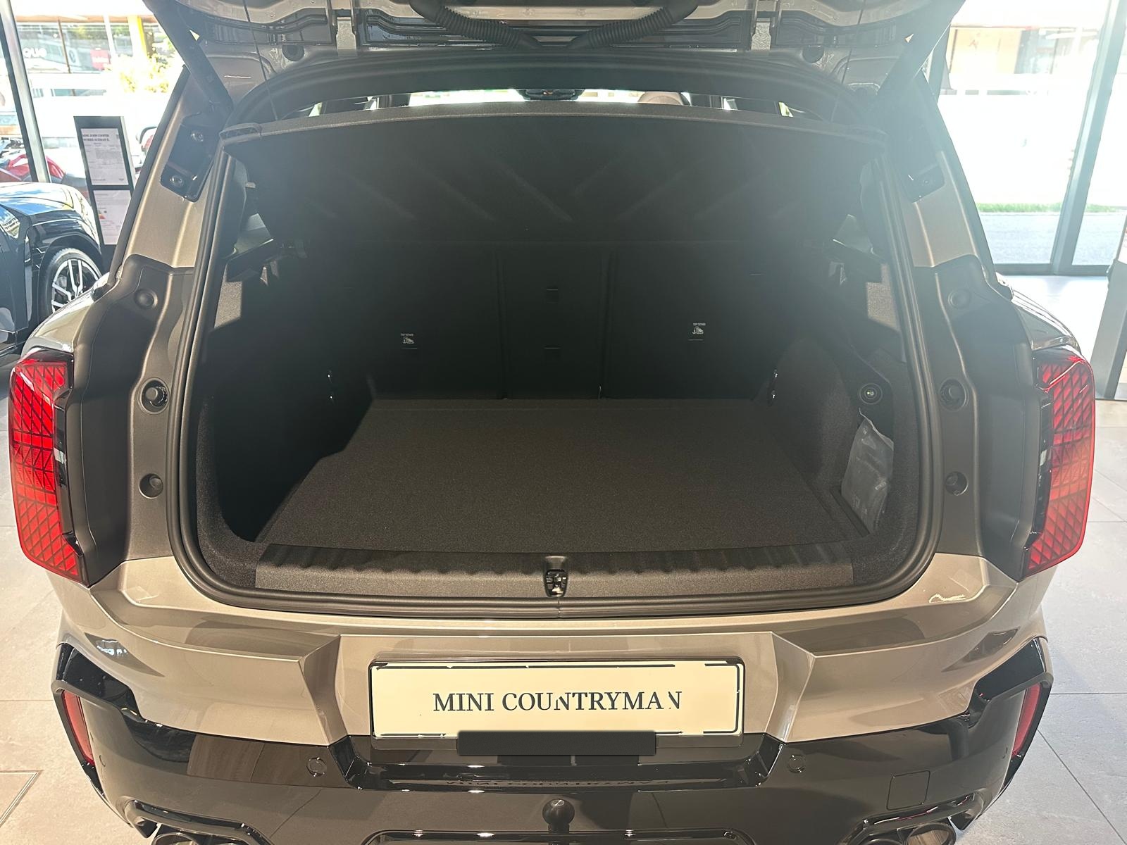 MINI Countryman John Cooper Works ALL4 Steptronic-showroom-element-3