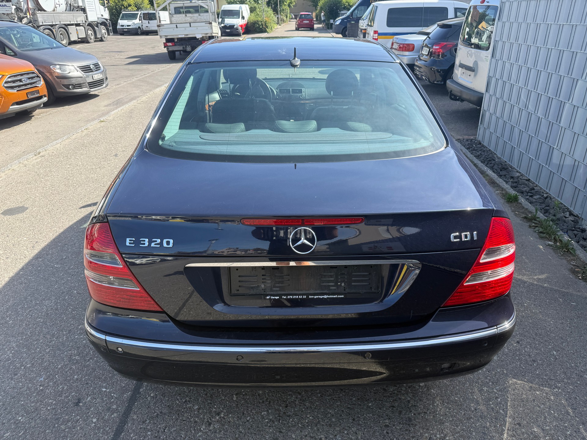 MERCEDES-BENZ E 320-image-5