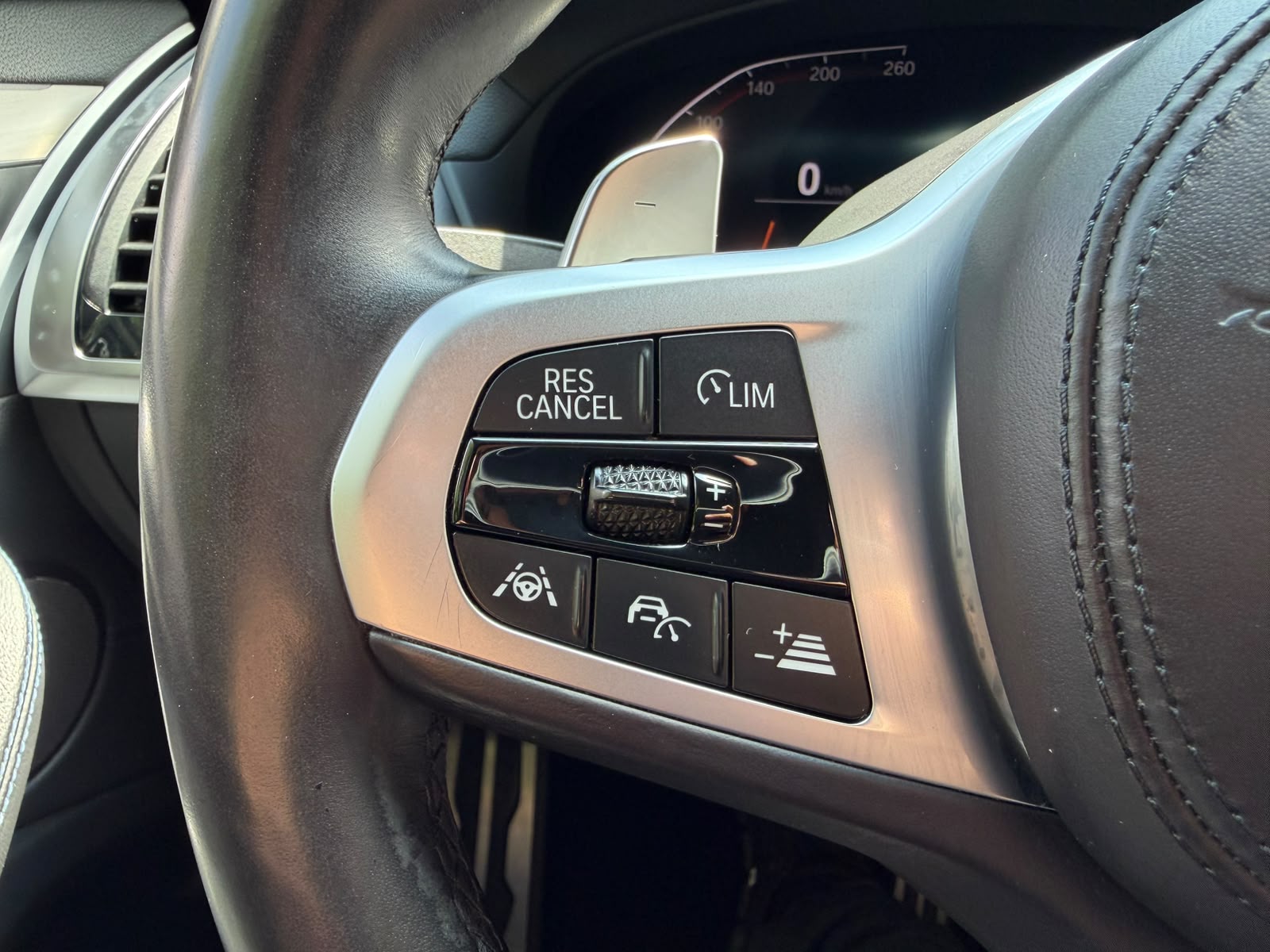 BMW X3 xDrive 48V 30d M SPORT Steptronic-image-23