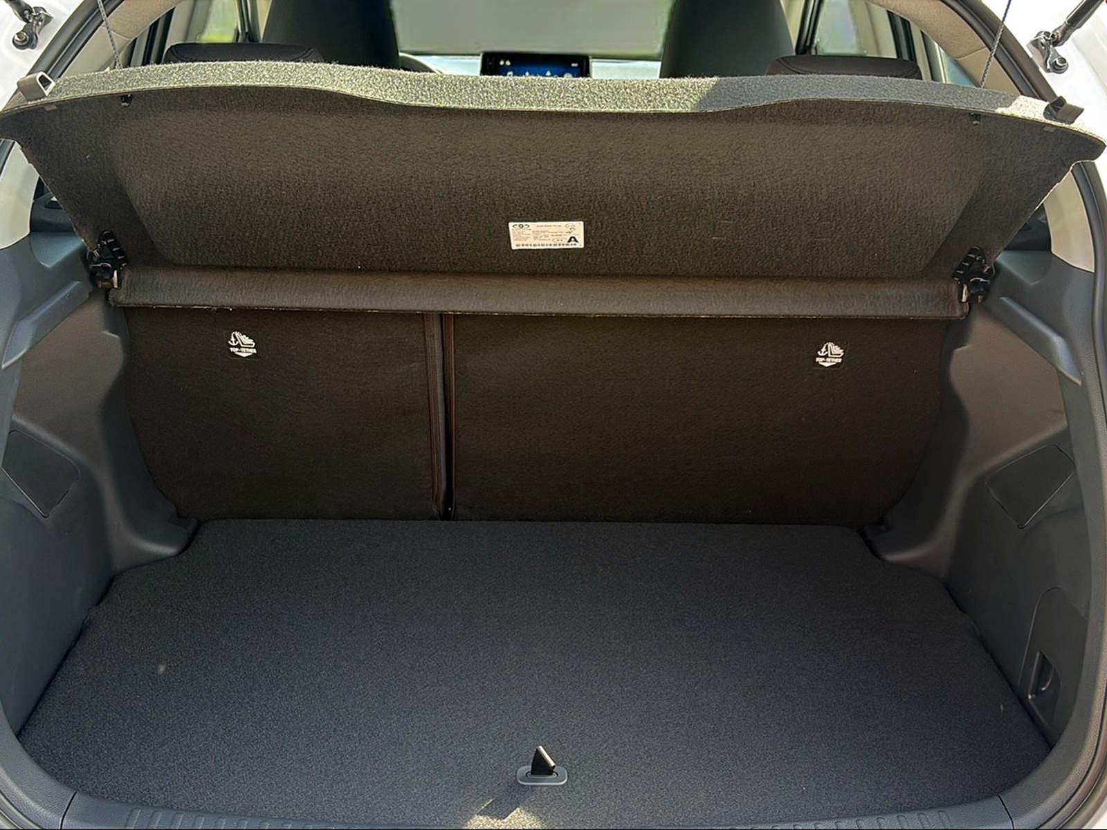 TOYOTA Yaris 1.5 VVT-i HSD Comfort-image-9