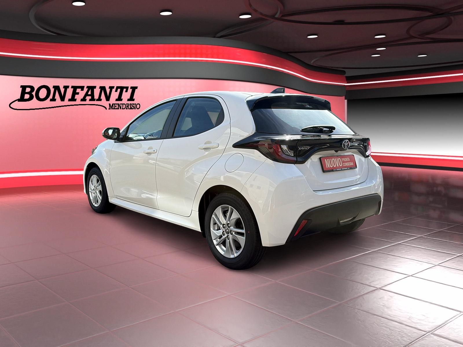 TOYOTA Yaris 1.5 VVT-i HSD Comfort-image-6