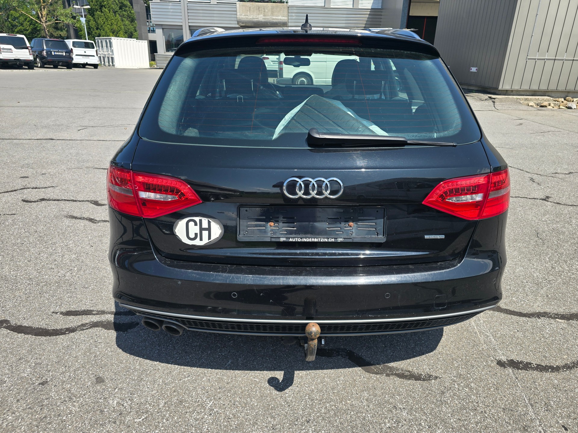AUDI A4 Avant 3.0 TDI clean diesel quattro s-tronic-image-3