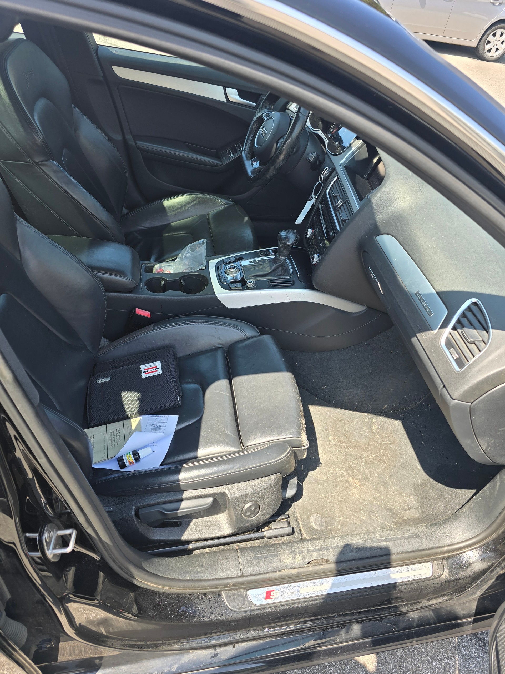 AUDI A4 Avant 3.0 TDI clean diesel quattro s-tronic-image-7