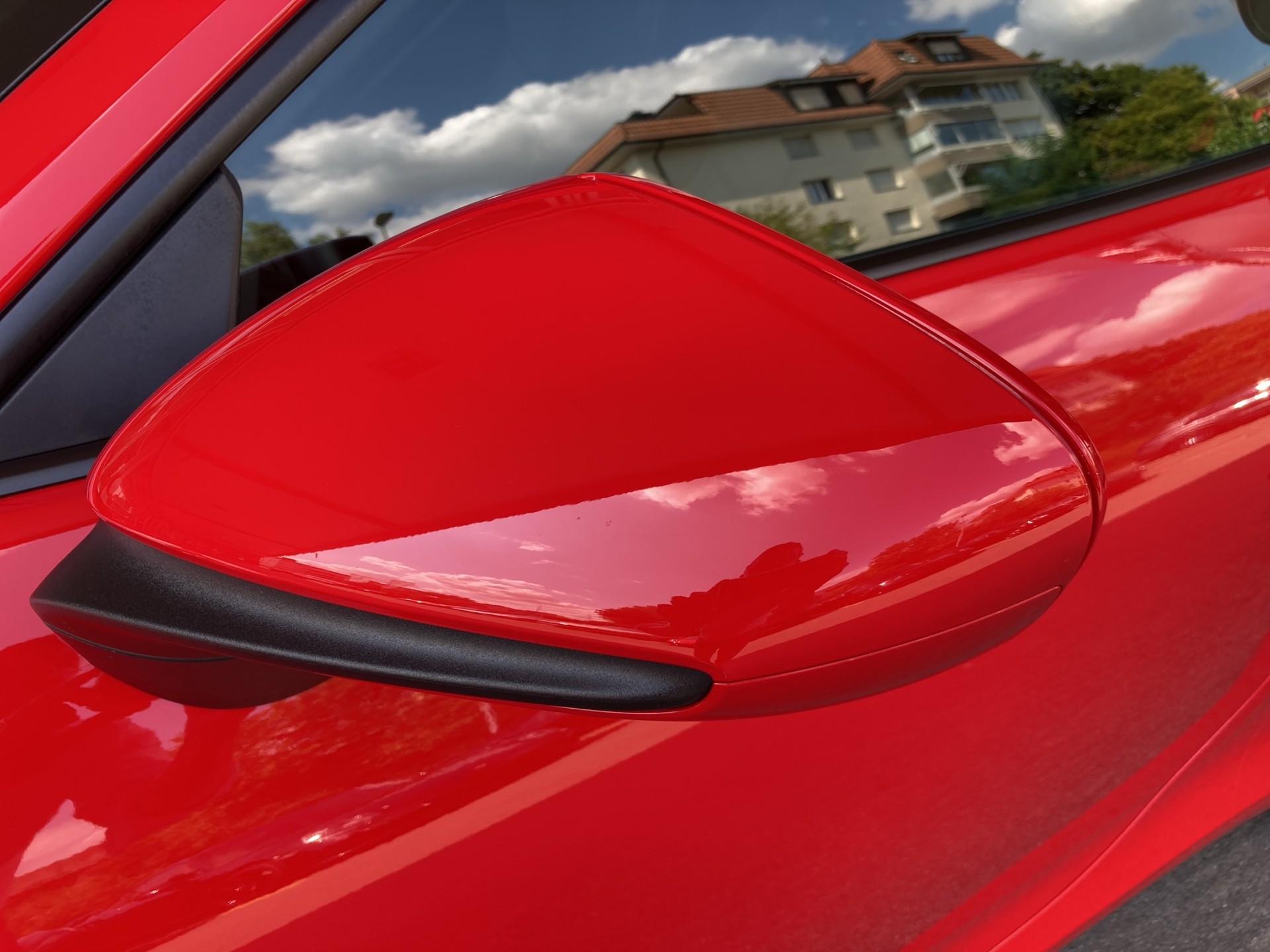 PORSCHE 911 Carrera GTS-image-21