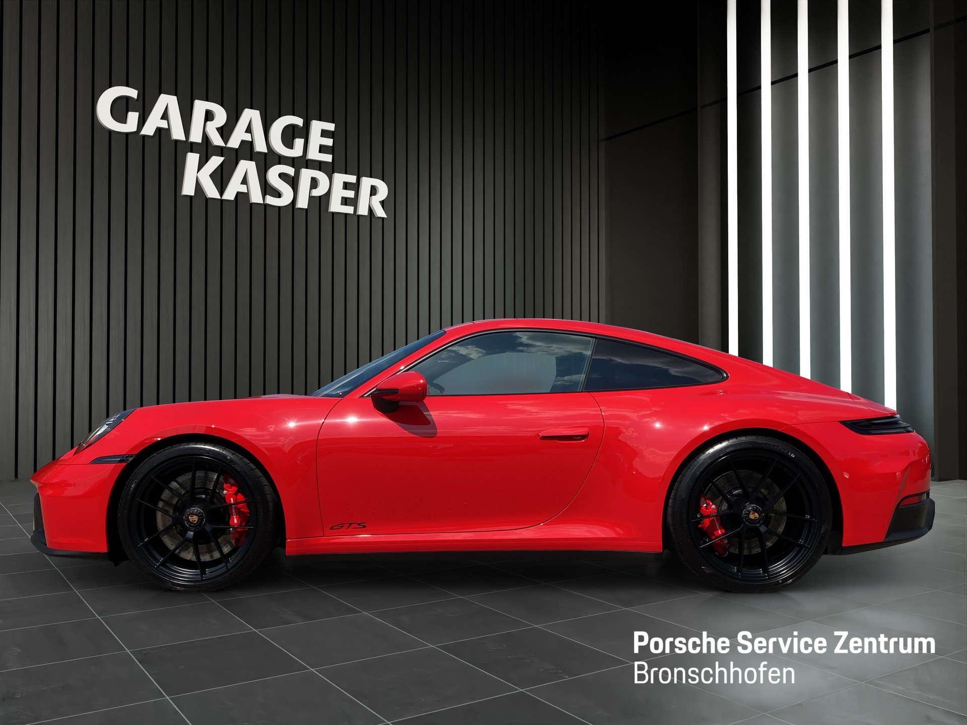 PORSCHE 911 Carrera GTS-showroom-element-1