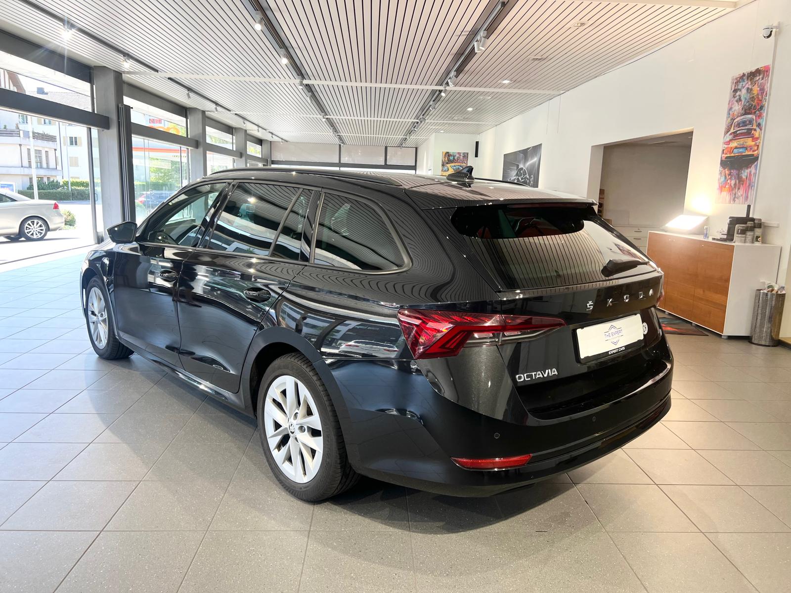 SKODA Skoda Octavia Combi TSI PHEV Style DSG 1.4, 150 PS-image-3