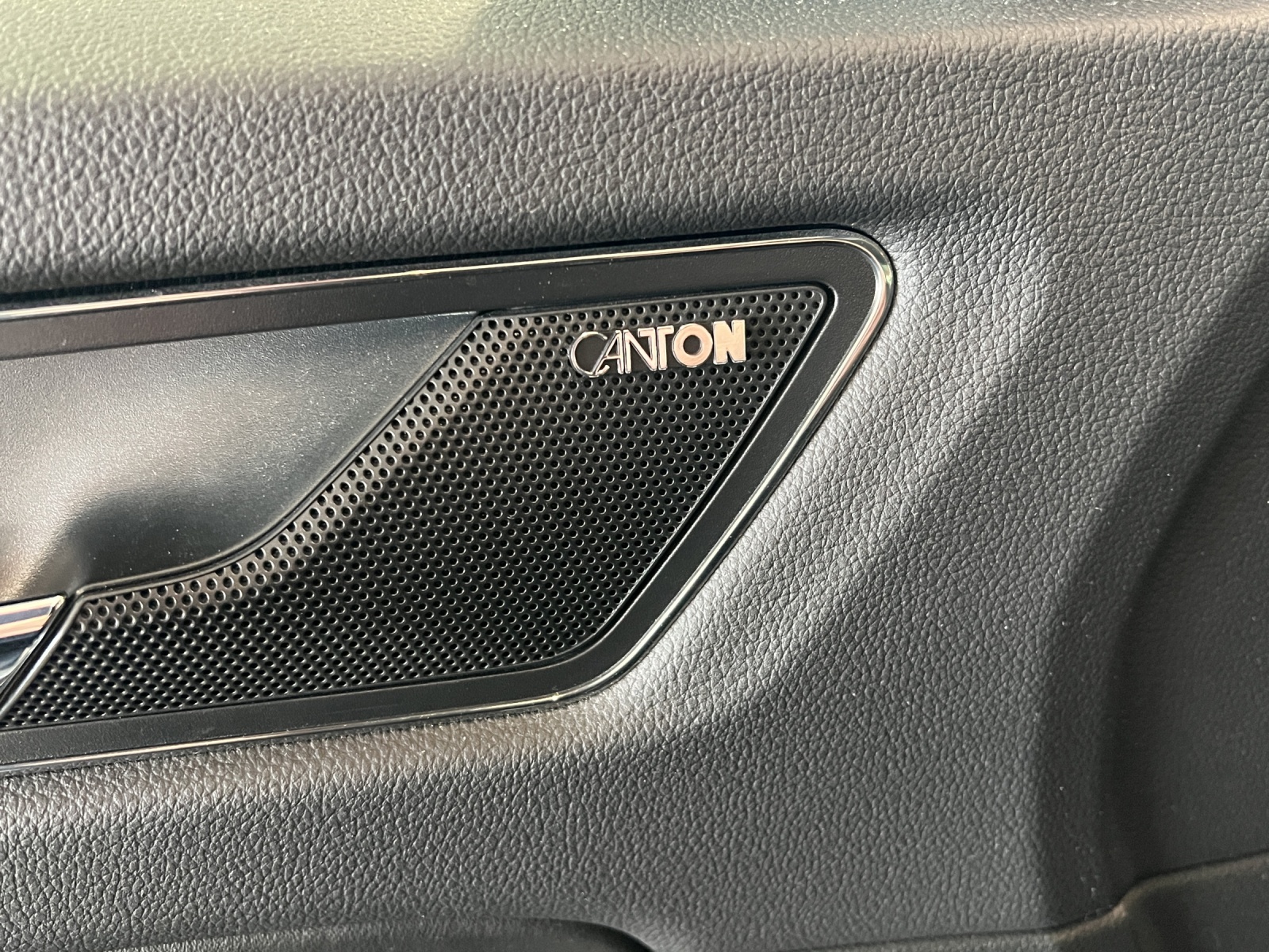 SKODA Kodiaq 2.0 TDI CR Style 4x4 DSG-image-13