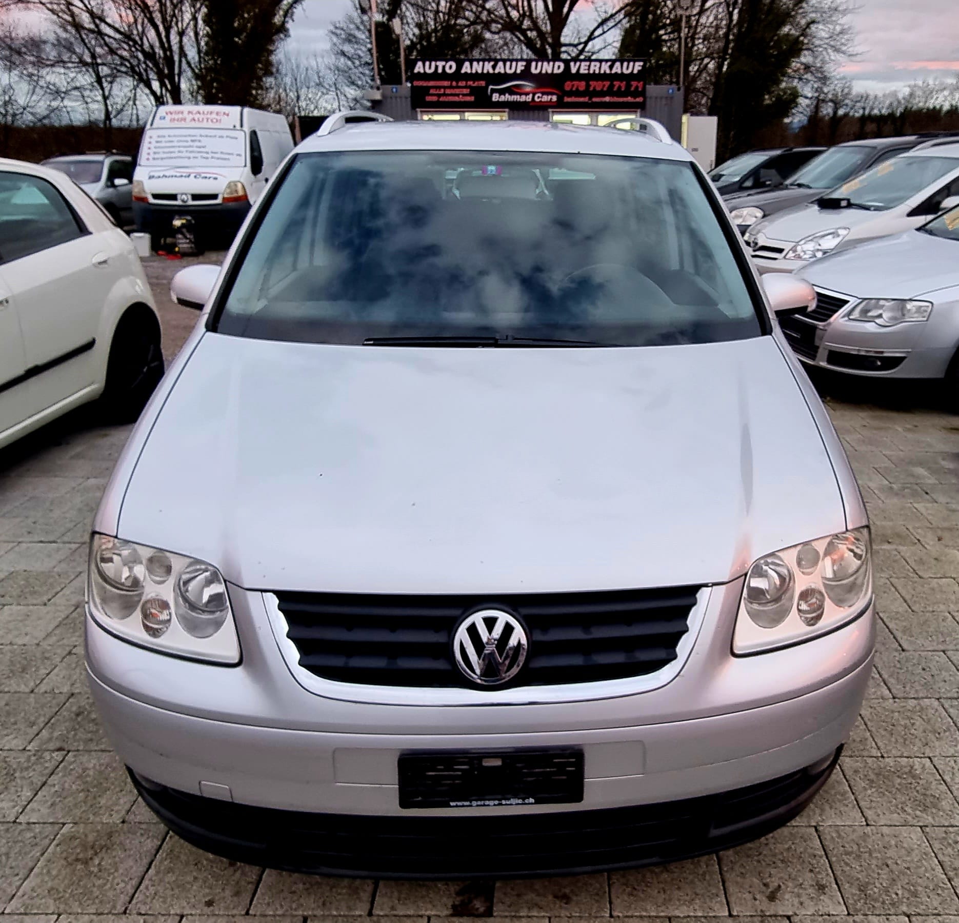 VW Touran 2.0 TDI Trendline-image-0