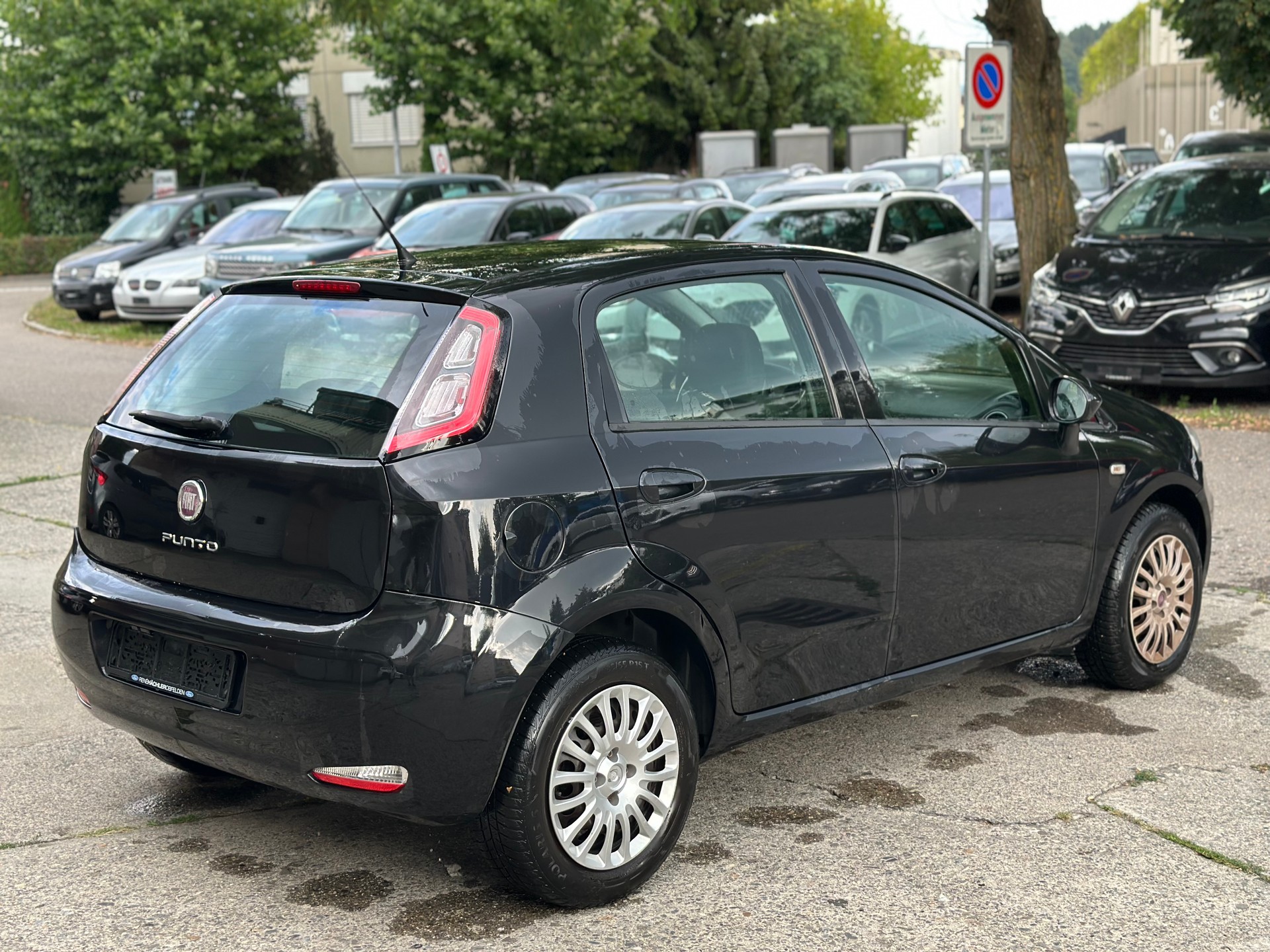 FIAT Punto 1.4 Lounge-image-2