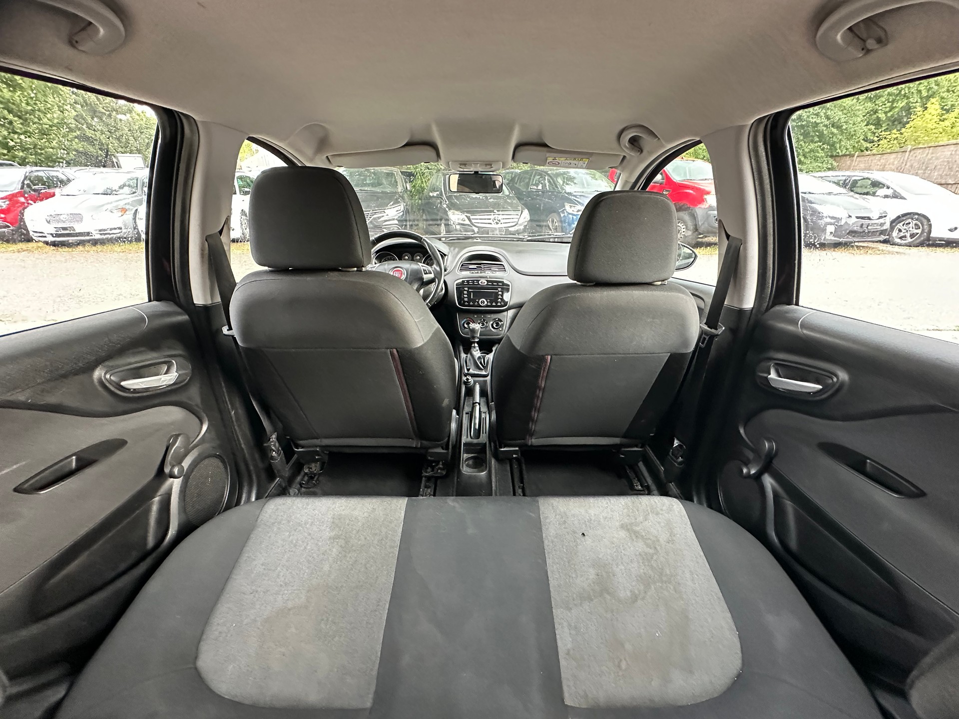 FIAT Punto 1.4 Lounge-image-6