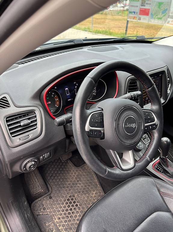 JEEP COMPASS-image-4