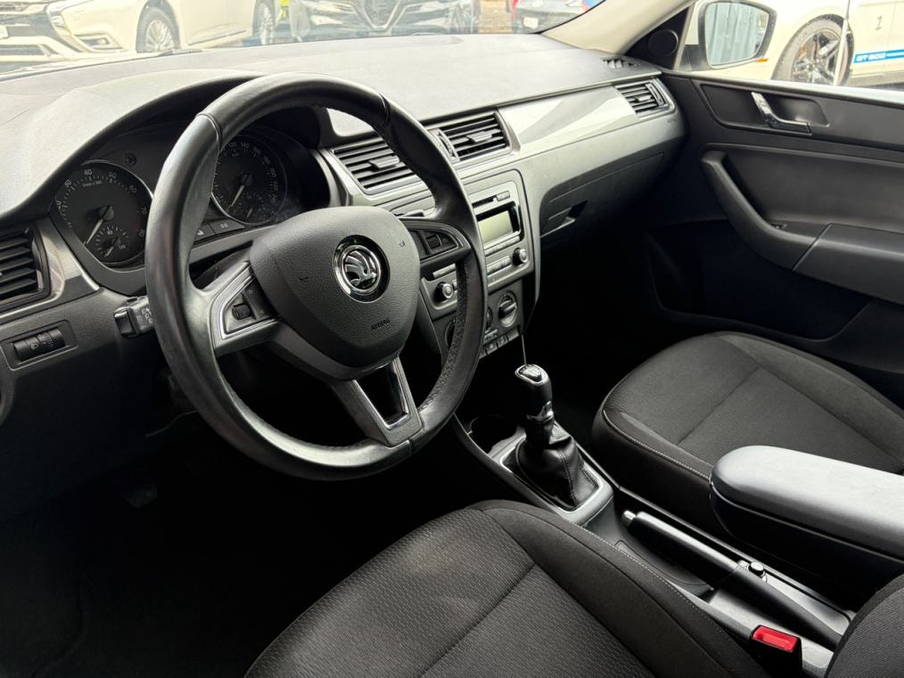 SKODA Rapid Spaceback 1.2 TSi Ambition-showroom-element-3