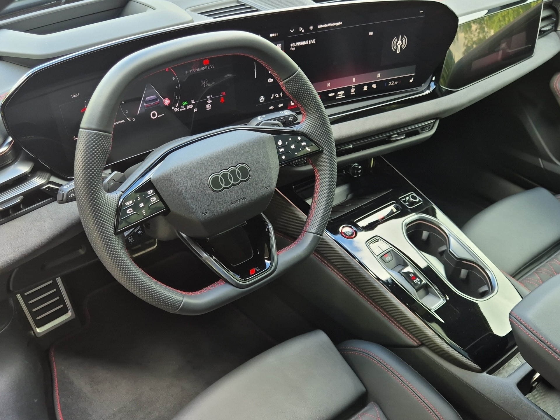 AUDI A6 Avant TFSI quattro 270 kW S tronic-image-10
