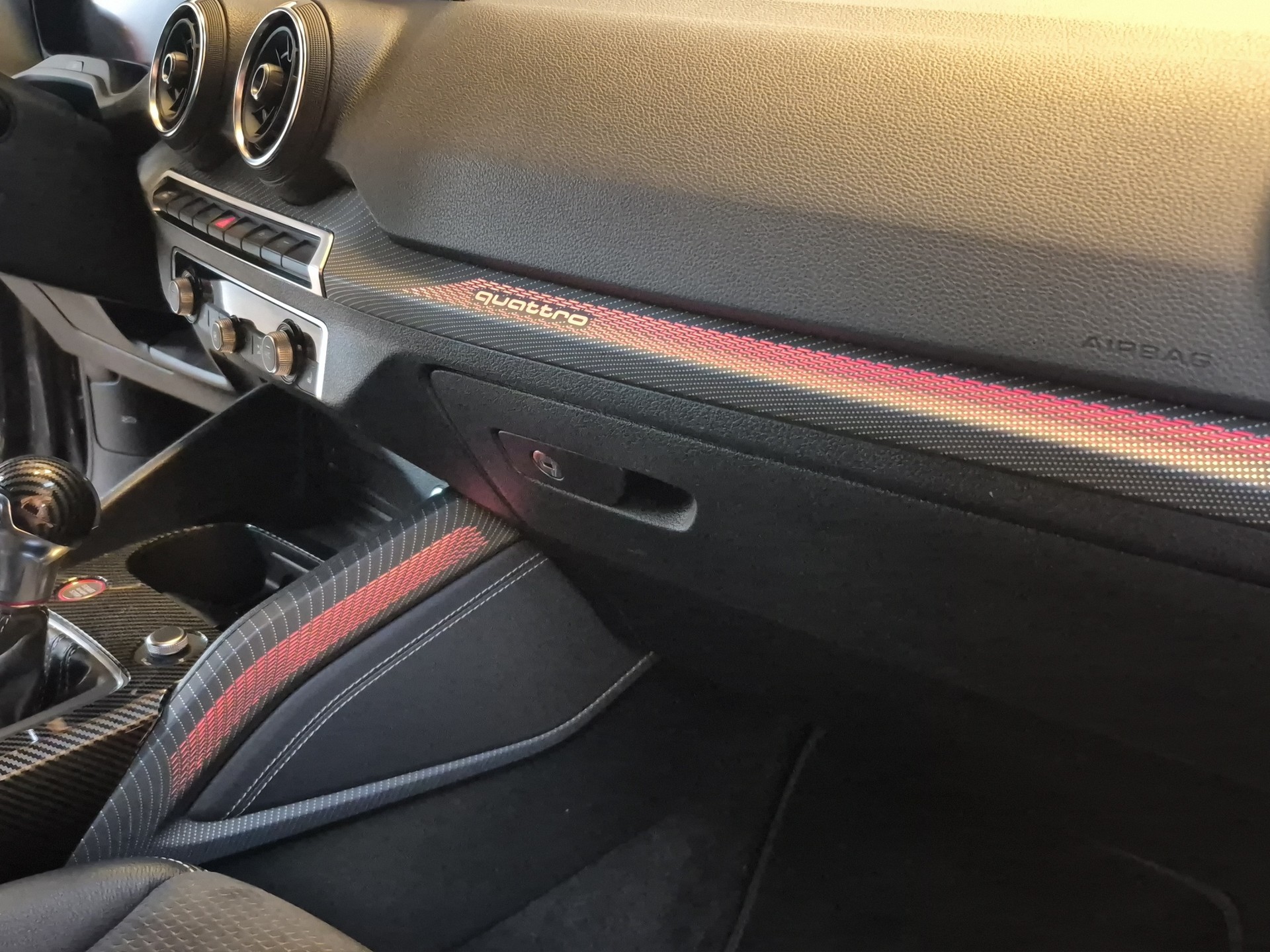AUDI SQ2 TFSI quattro S-tronic ABT 350PS *Carbon Sideblades/B&O Sound/Sportpaket*-image-9