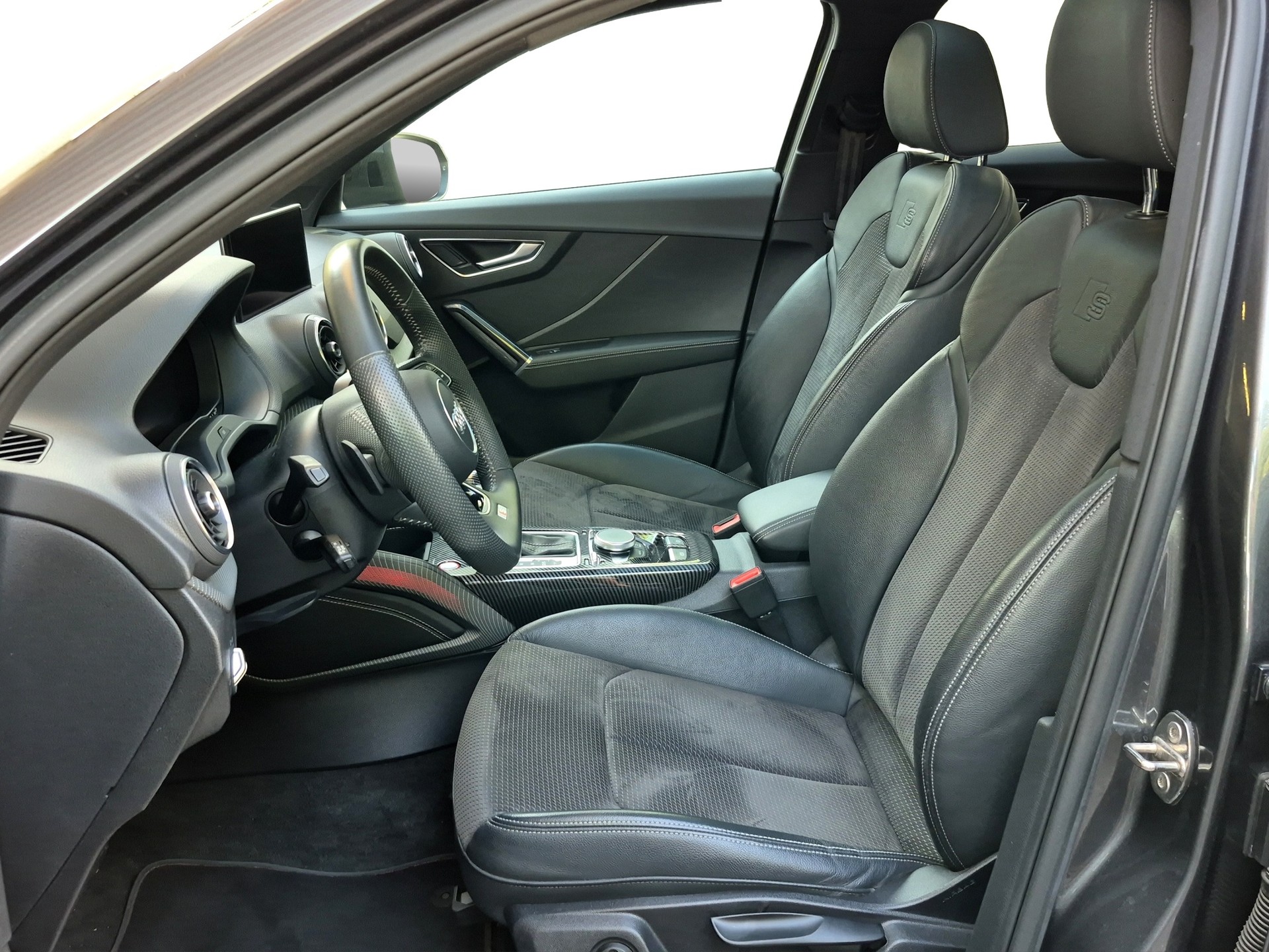 AUDI SQ2 TFSI quattro S-tronic ABT 350PS *Carbon Sideblades/B&O Sound/Sportpaket*-image-14