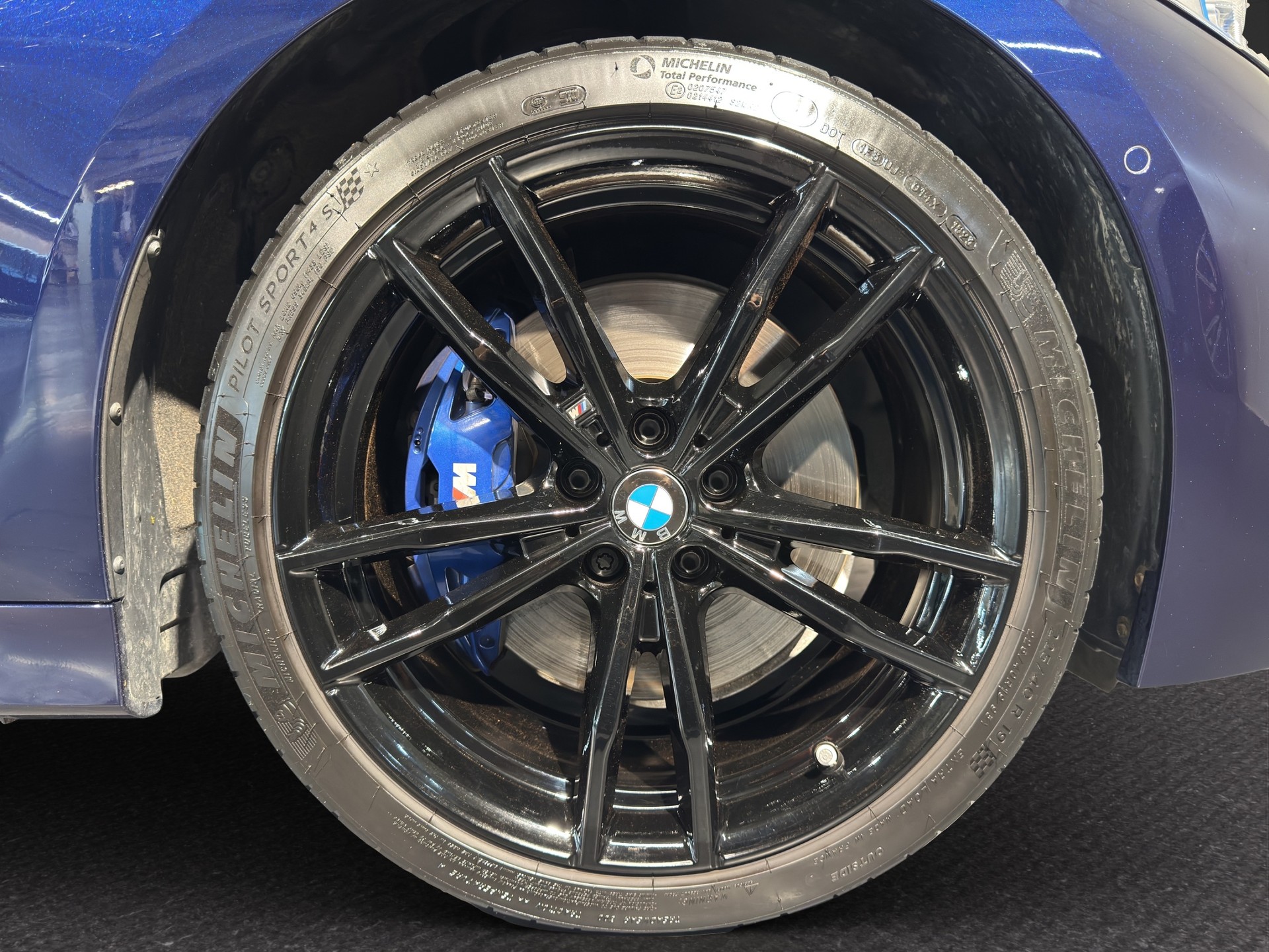 BMW M340i xDrive Touring-image-14