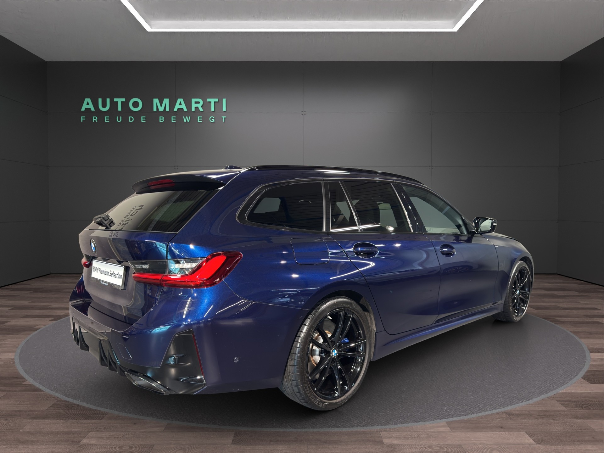 BMW M340i xDrive Touring-image-3