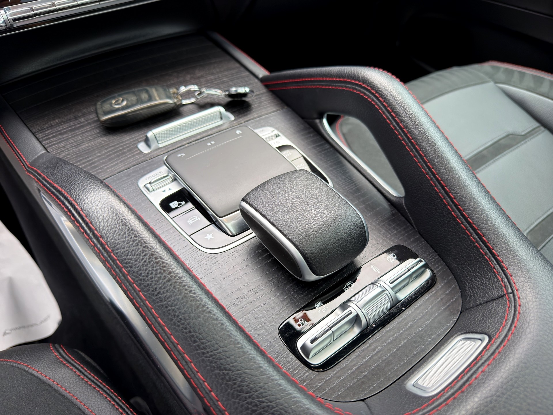 MERCEDES-BENZ GLE 53 AMG 4Matic+ 9G-Speedshift-image-23