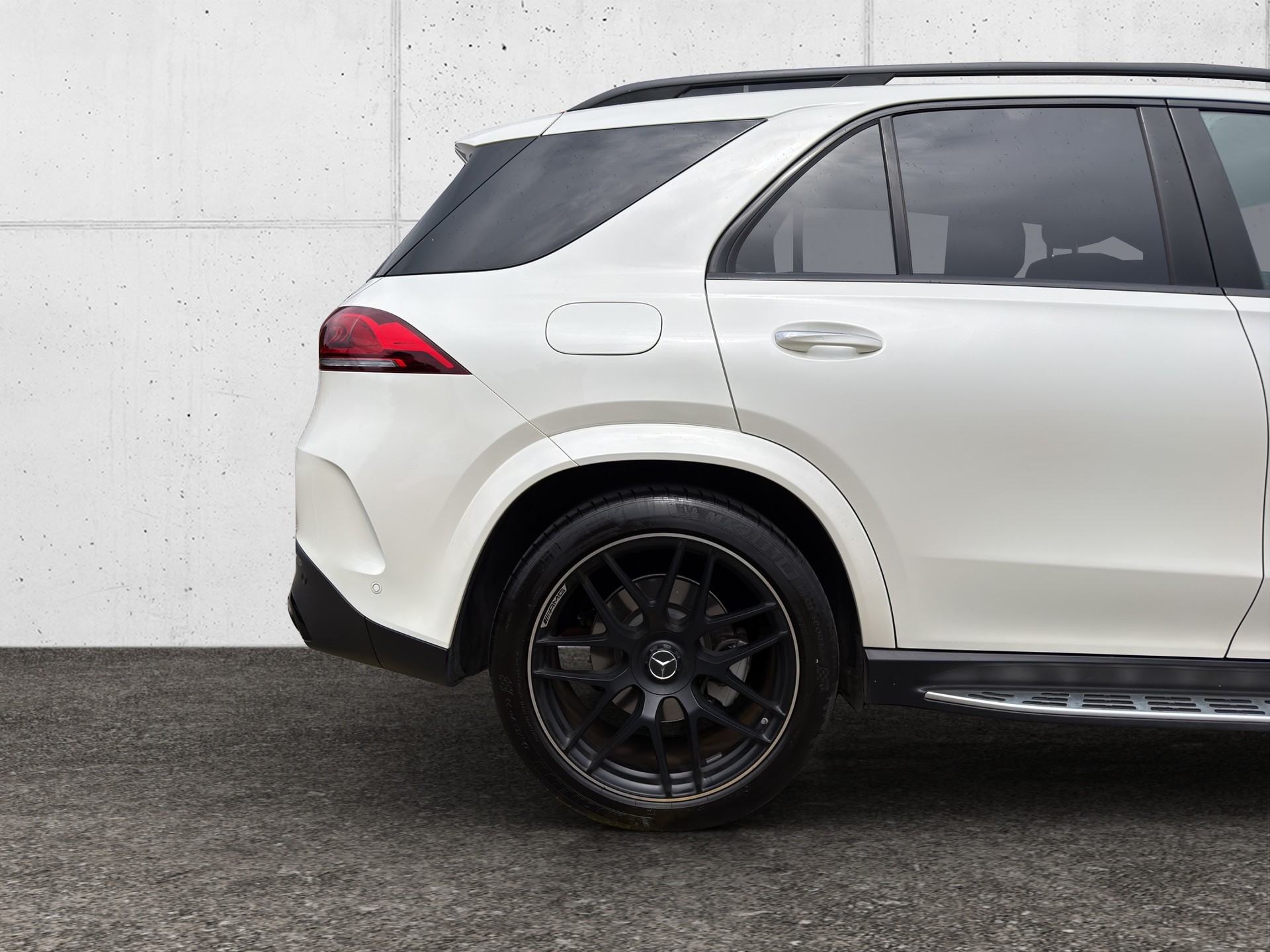 MERCEDES-BENZ GLE 53 AMG 4Matic+ 9G-Speedshift-image-8