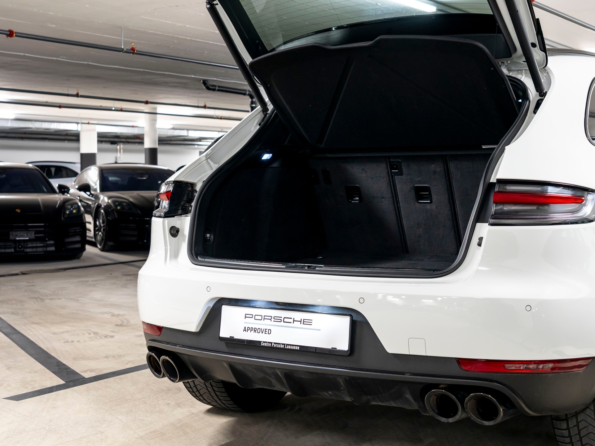 PORSCHE Macan S PDK-image-6