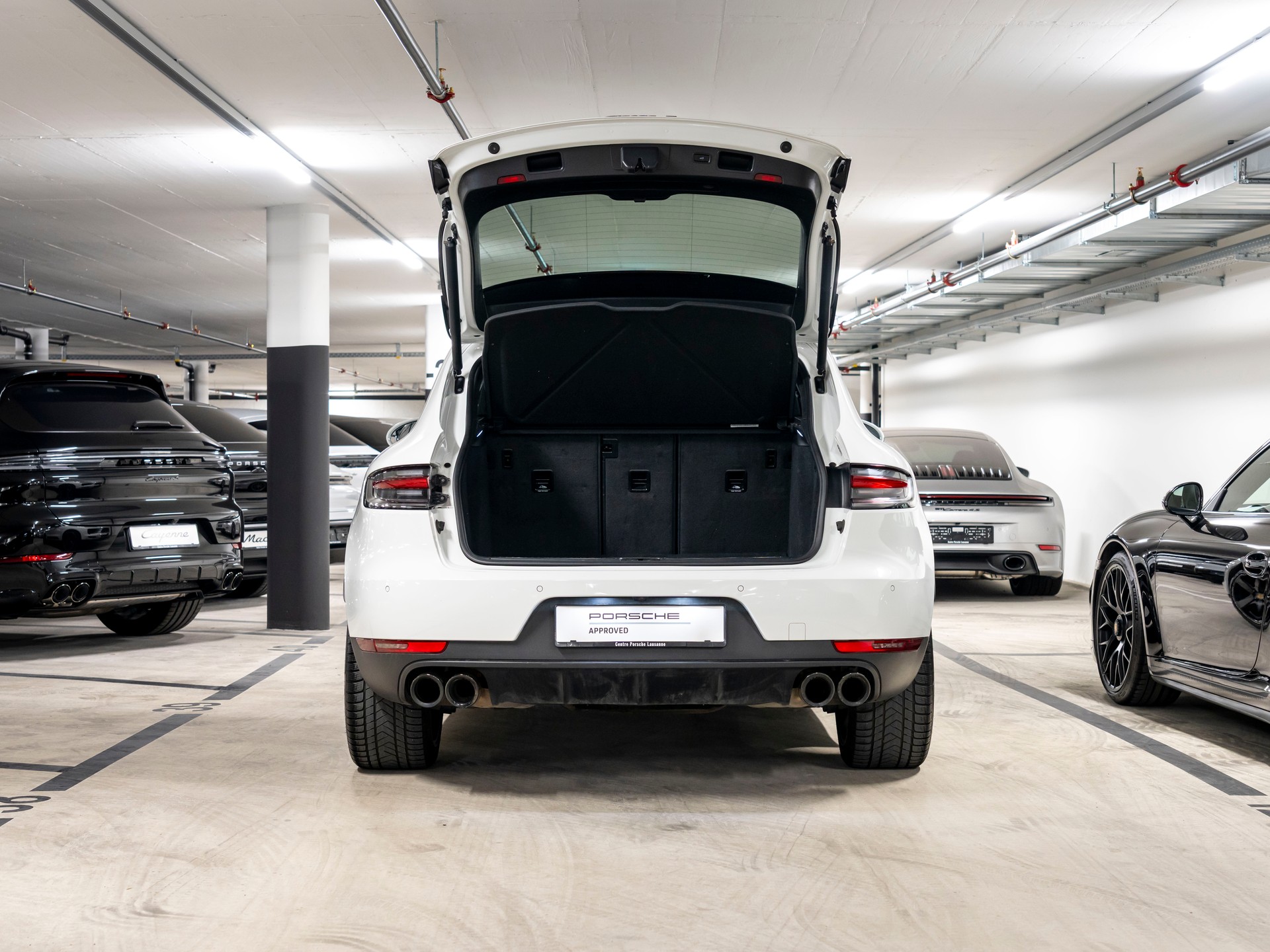 PORSCHE Macan S PDK-image-5