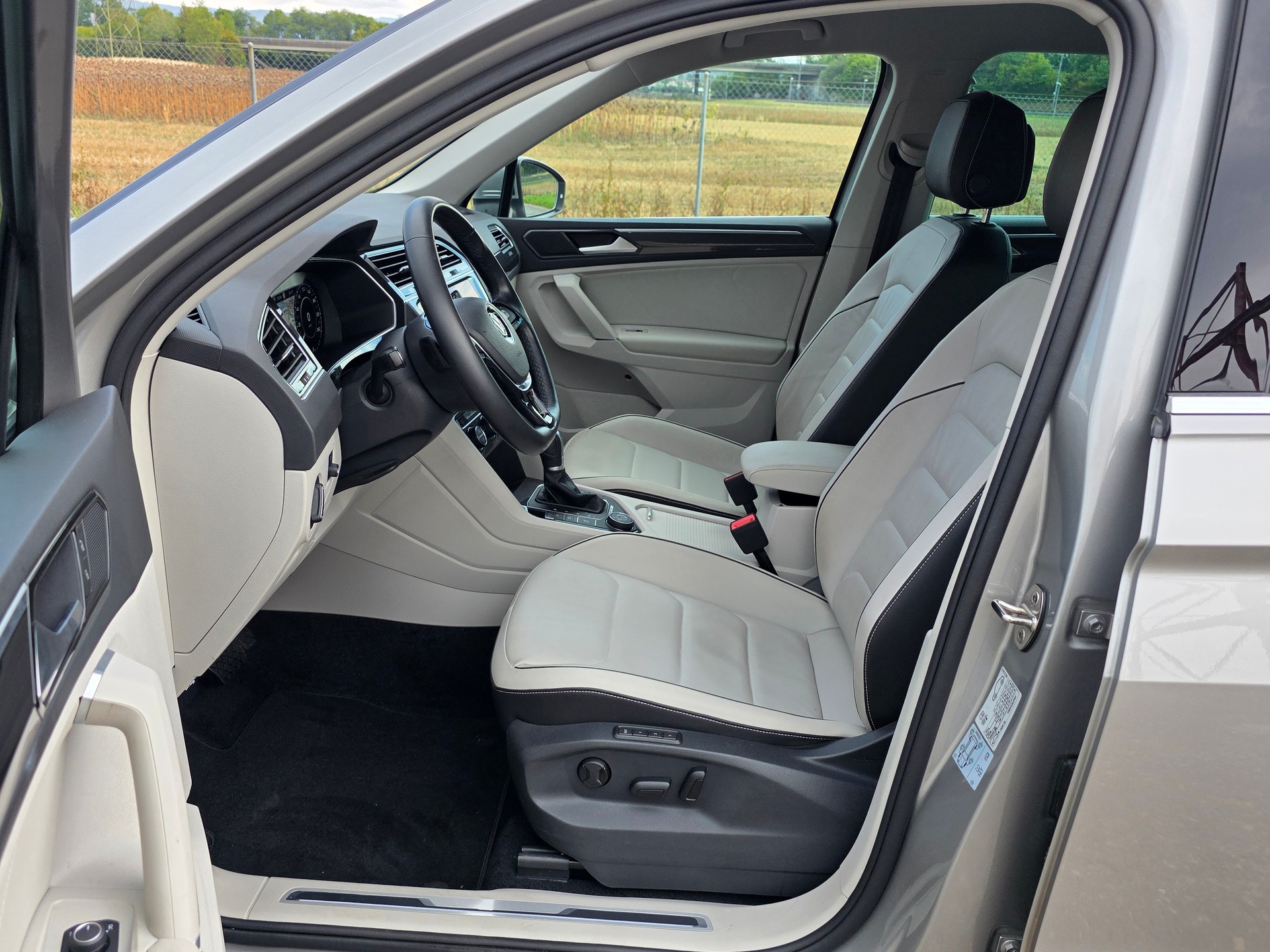 VW Tiguan 2.0 TDI SCR Highline4Motion DSG-image-7