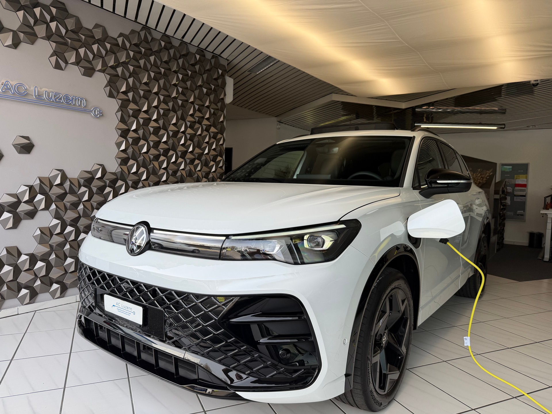 VW Tiguan 1.5 TSI evo2 eHybrid R-Line DSG
