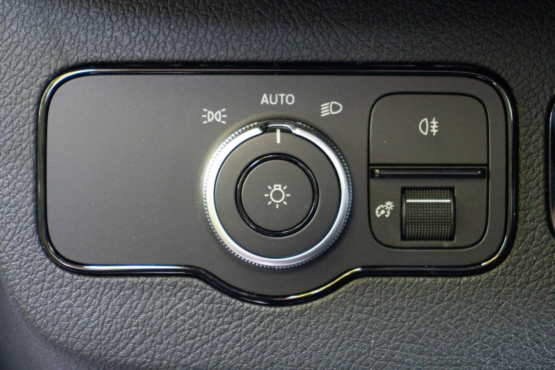 MERCEDES-BENZ Sprinter 319 CDI SELECT Lang-image-10